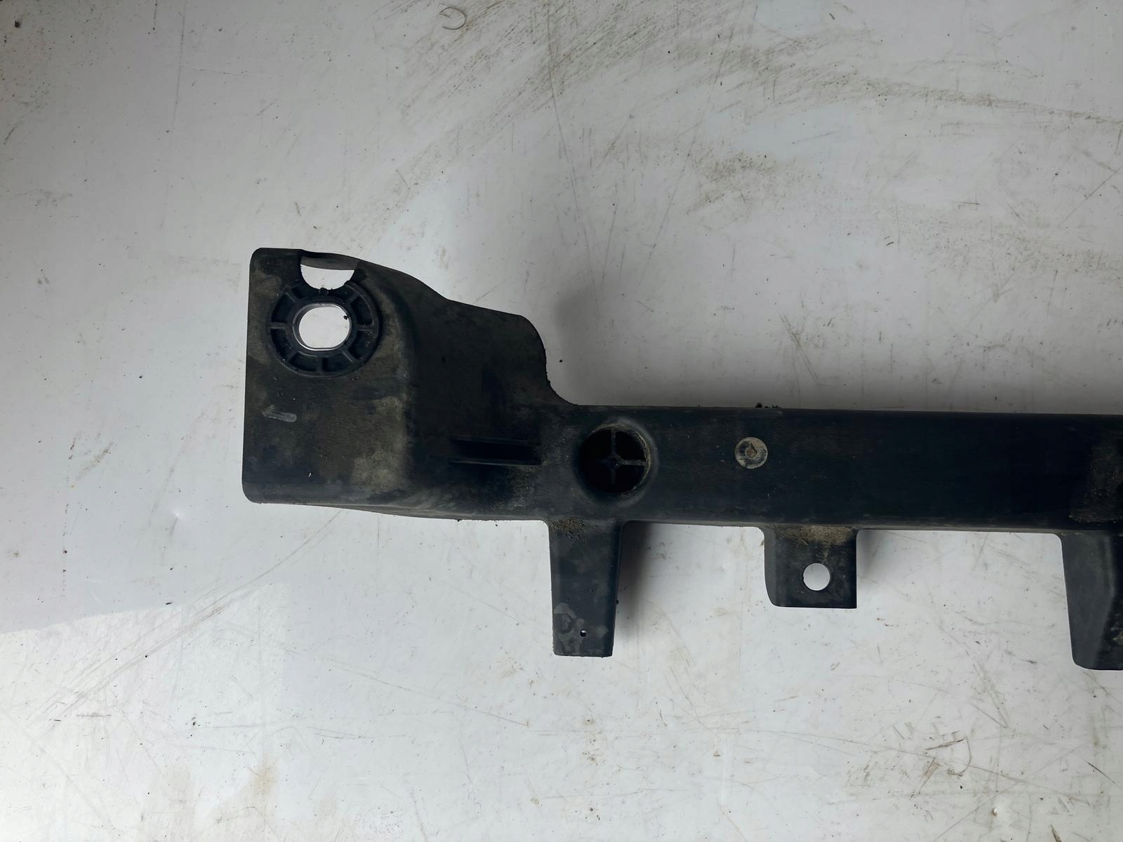 bumper bracket rear part RENAULT ZOE 748F69406R