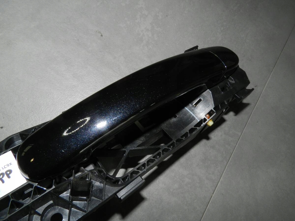 VW JETTA 5C KLAMKA PRAWA PRZÓD KESSY Strona zabudowy przednie prawe