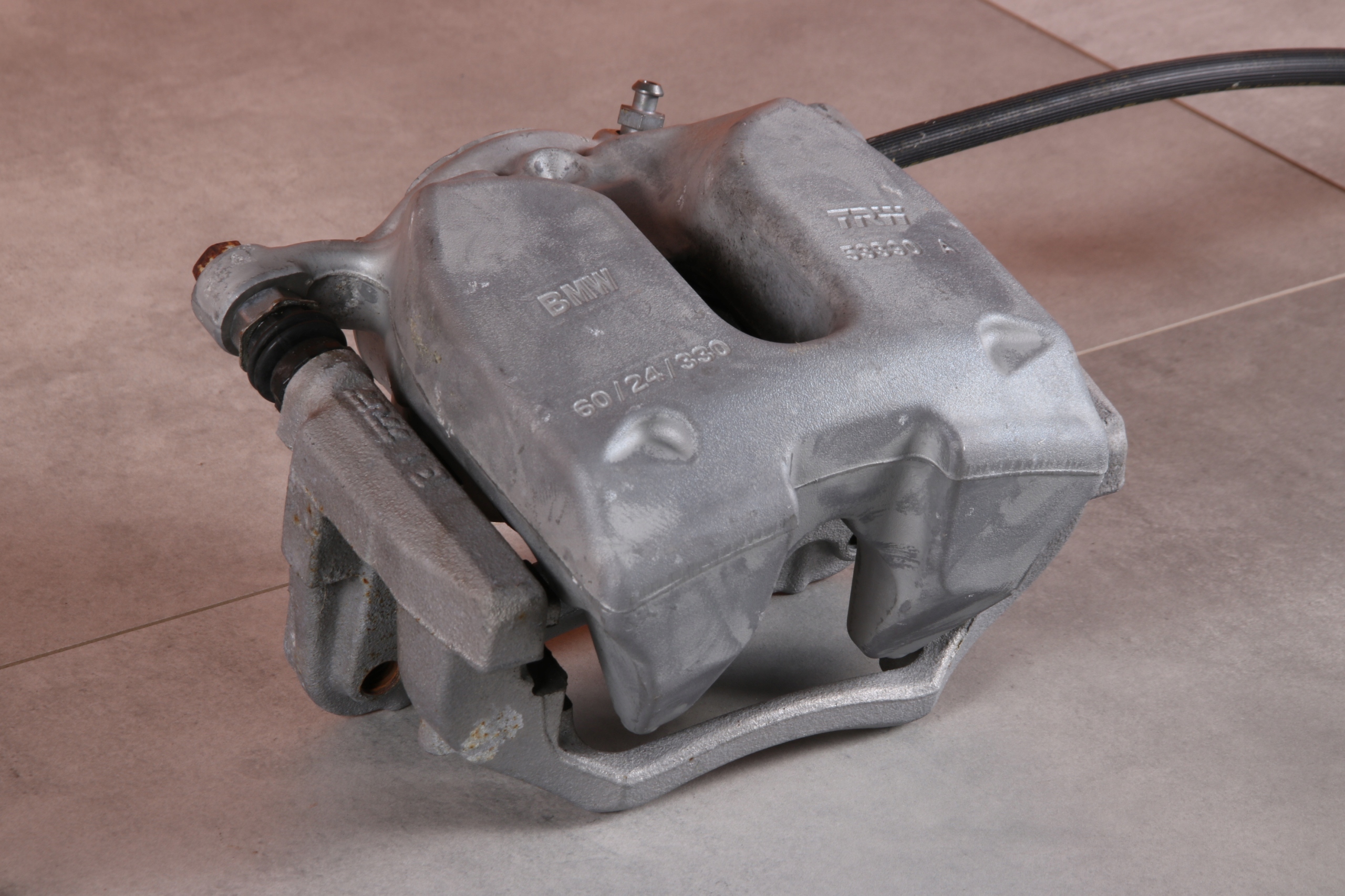 BMW X3 G01 G02 G20 caliper brake right front front 6882254 60/24/330