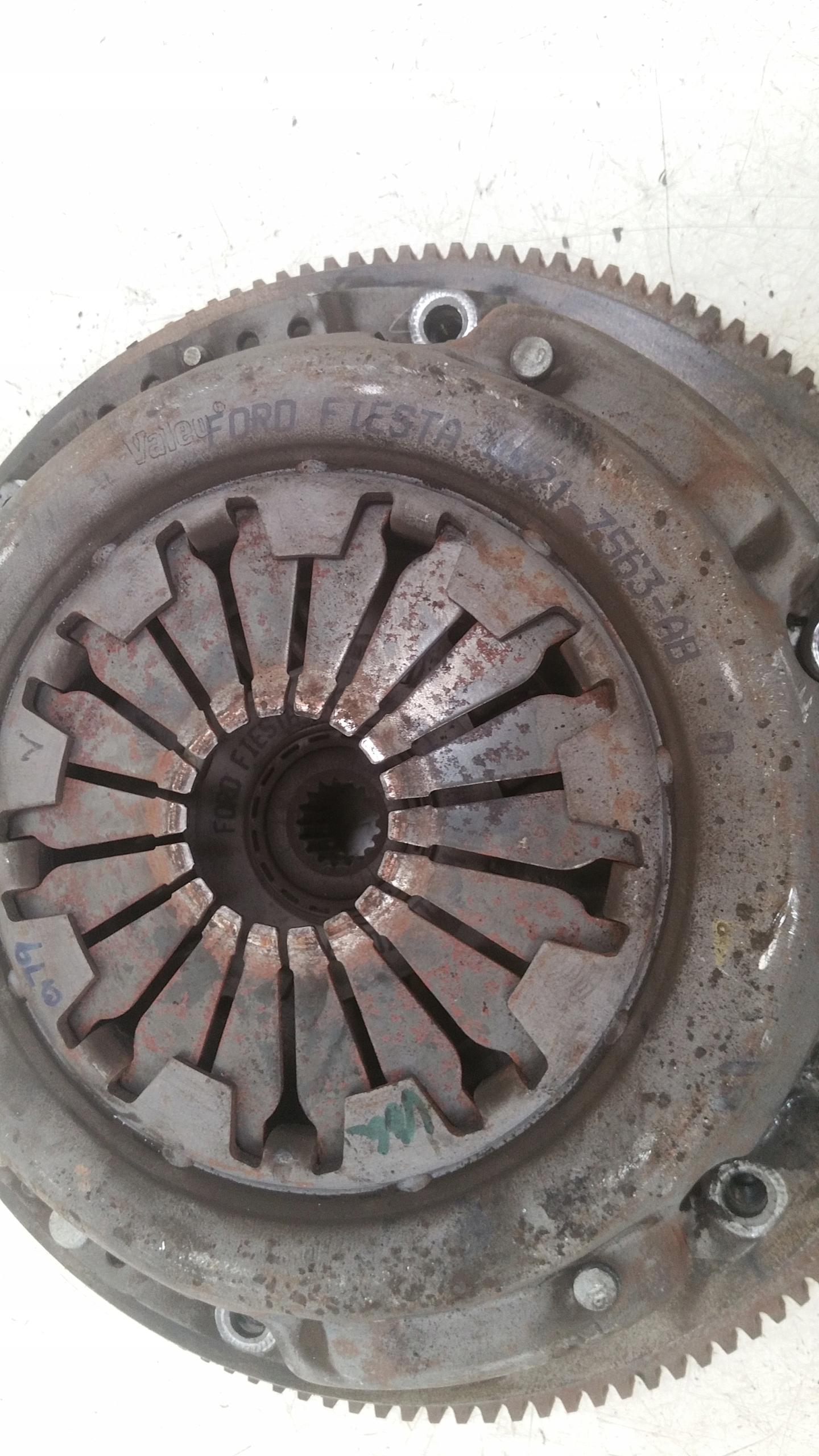 Embrayage Disque de pression 4N217563AB Ford KA +