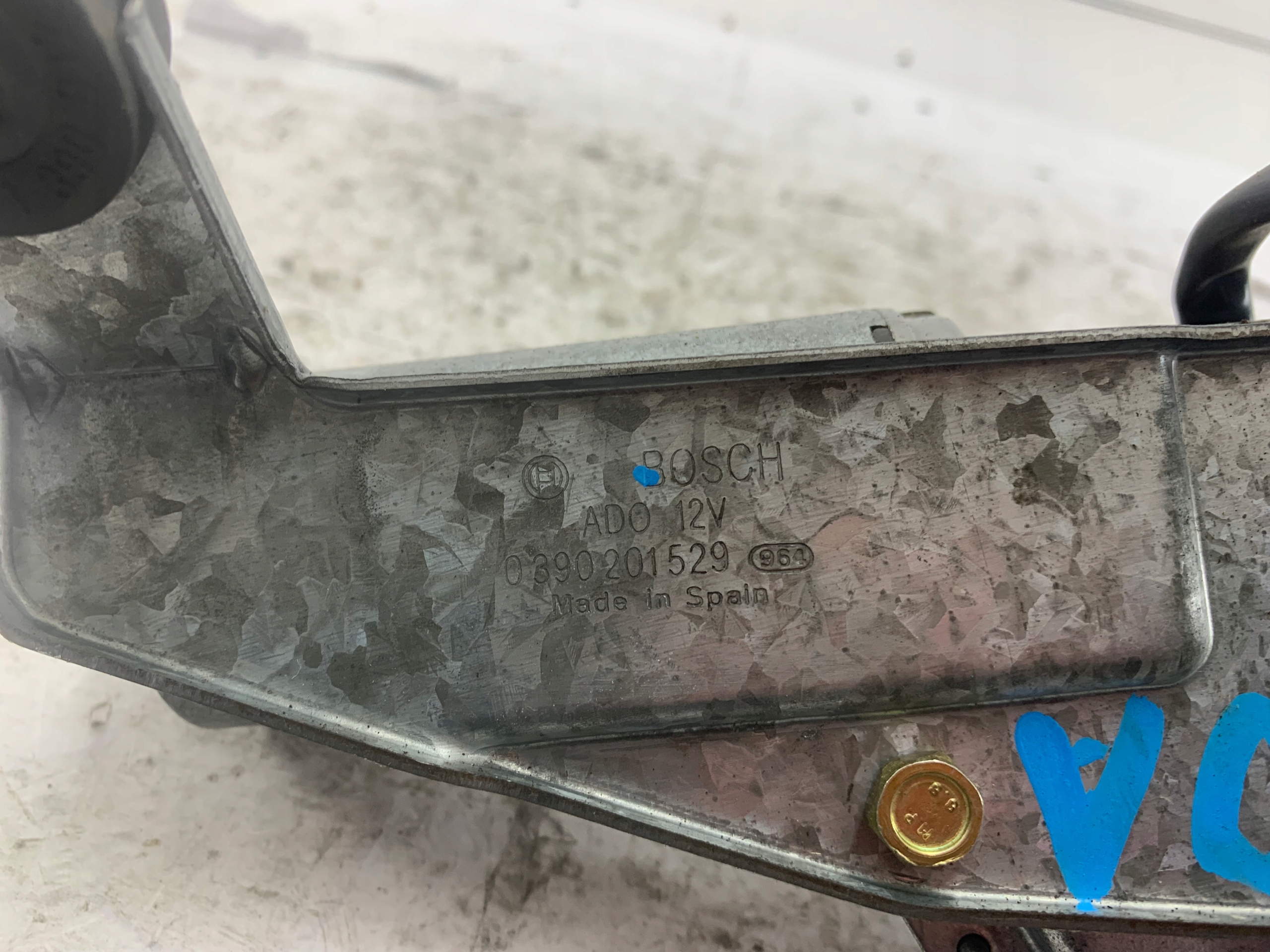 VOLVO V40 e Motorino Tergicristalli posteriore 0390201529