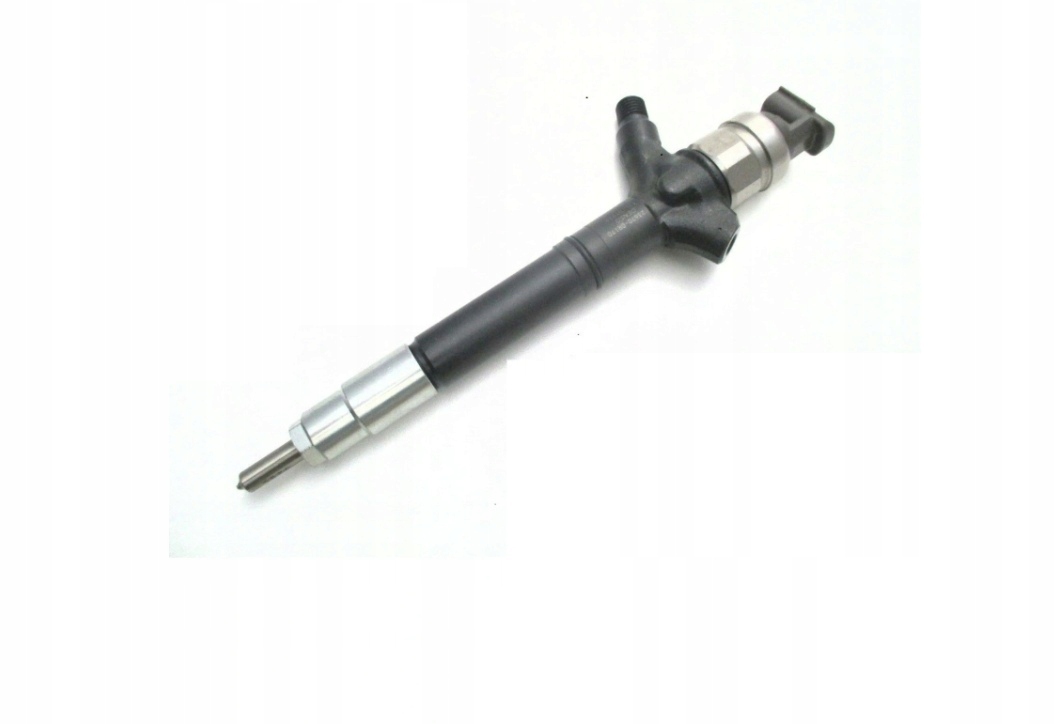 Wtryskiwacz Toyota Avensis RAV4 2.2D4D 23670-0R020