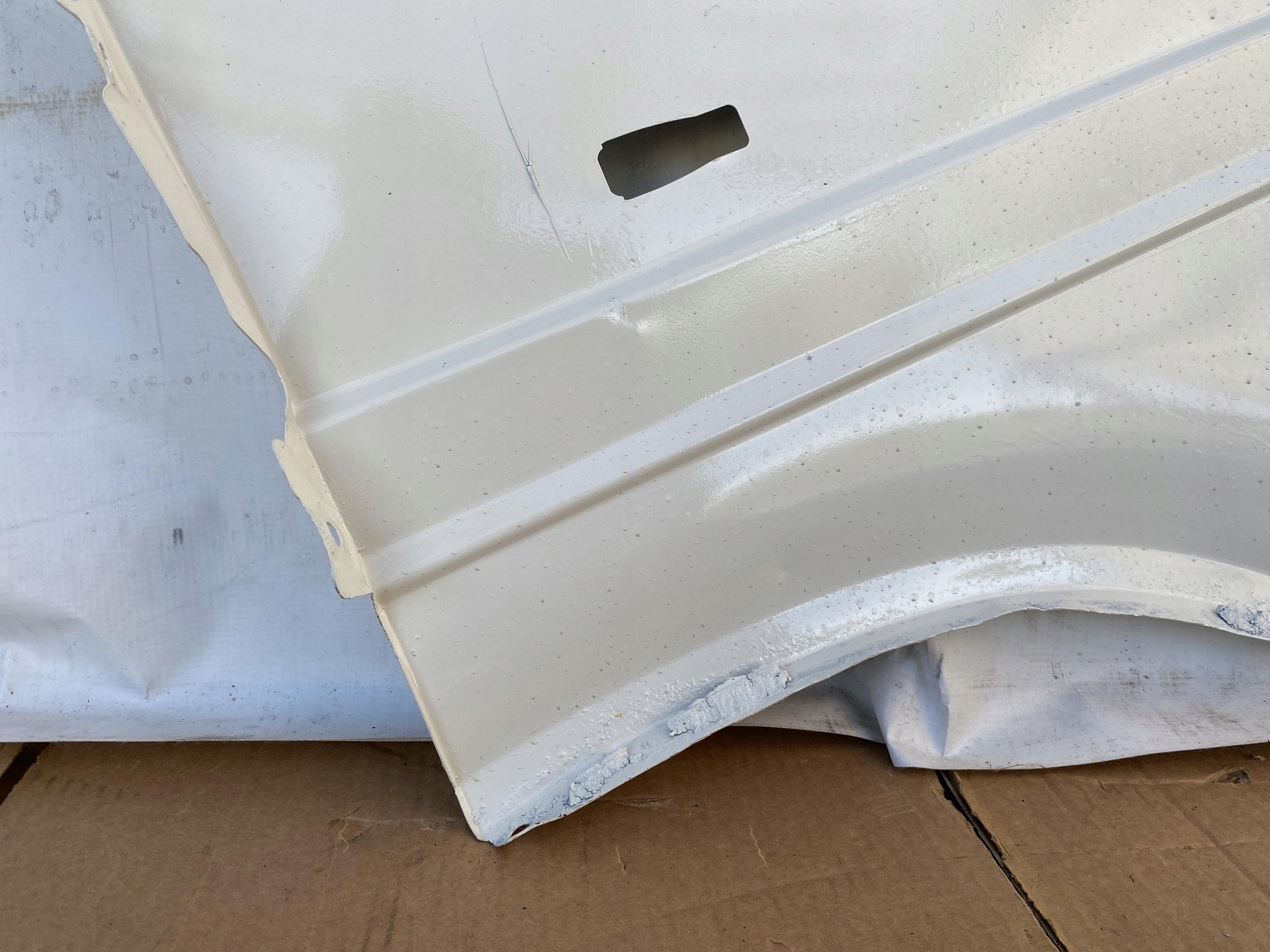 VW LT 96- parafango sinistra senza RDZY BIALY