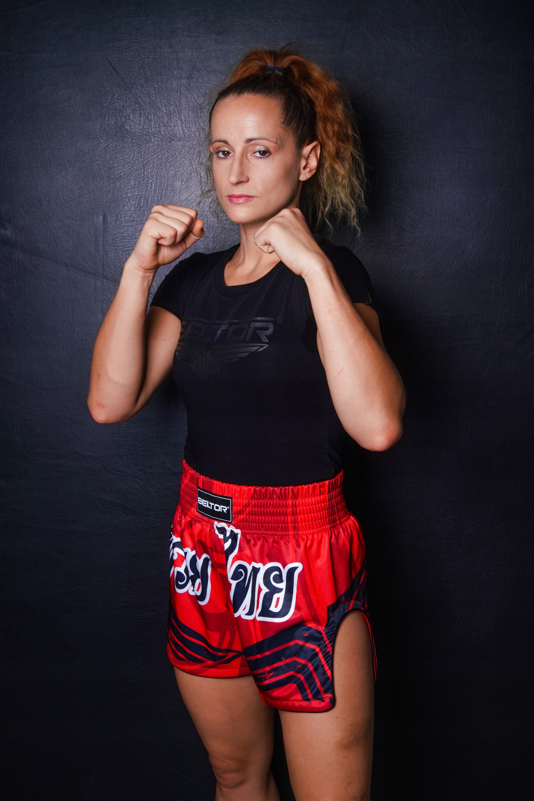 BELTOR SPODENKI TRENINGOWE MUAY THAI 01 ROZMIAR S CZERWONE SPORTOWE Marka Beltor