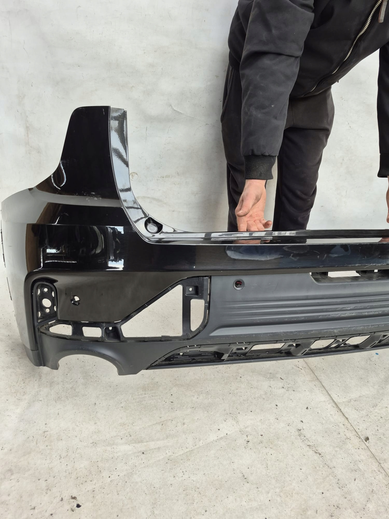 LYNK&CO 01 17- bumper rear part rear PDC 8889410231