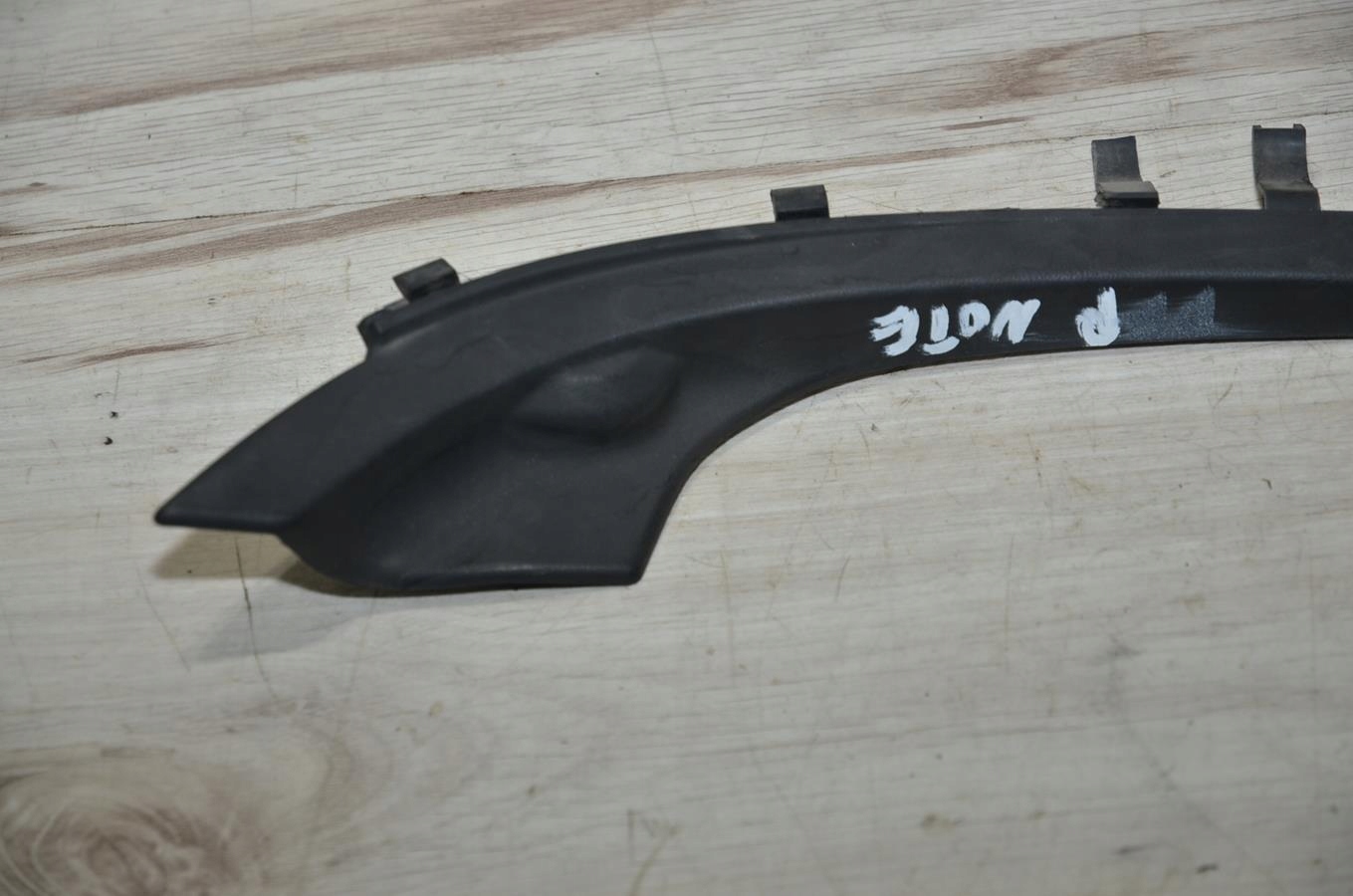 moulding windows front right Nissan Note II E12 14r