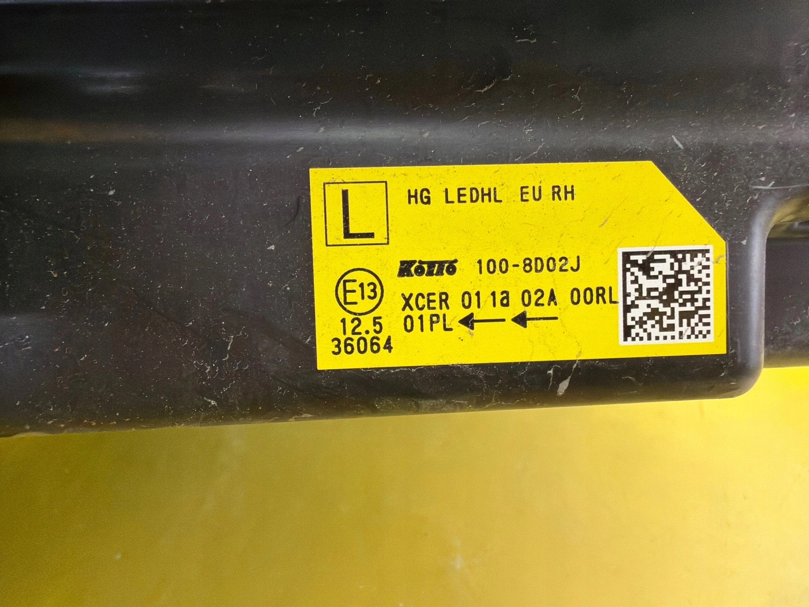 light right Nissan Qashqai 2021- Full Led 100-8D02J