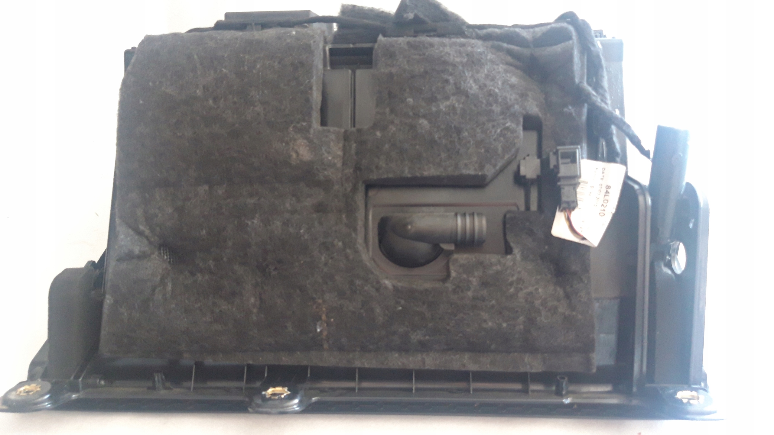 бардачок консоли пассажира Audi Q3 8U1857035 b
