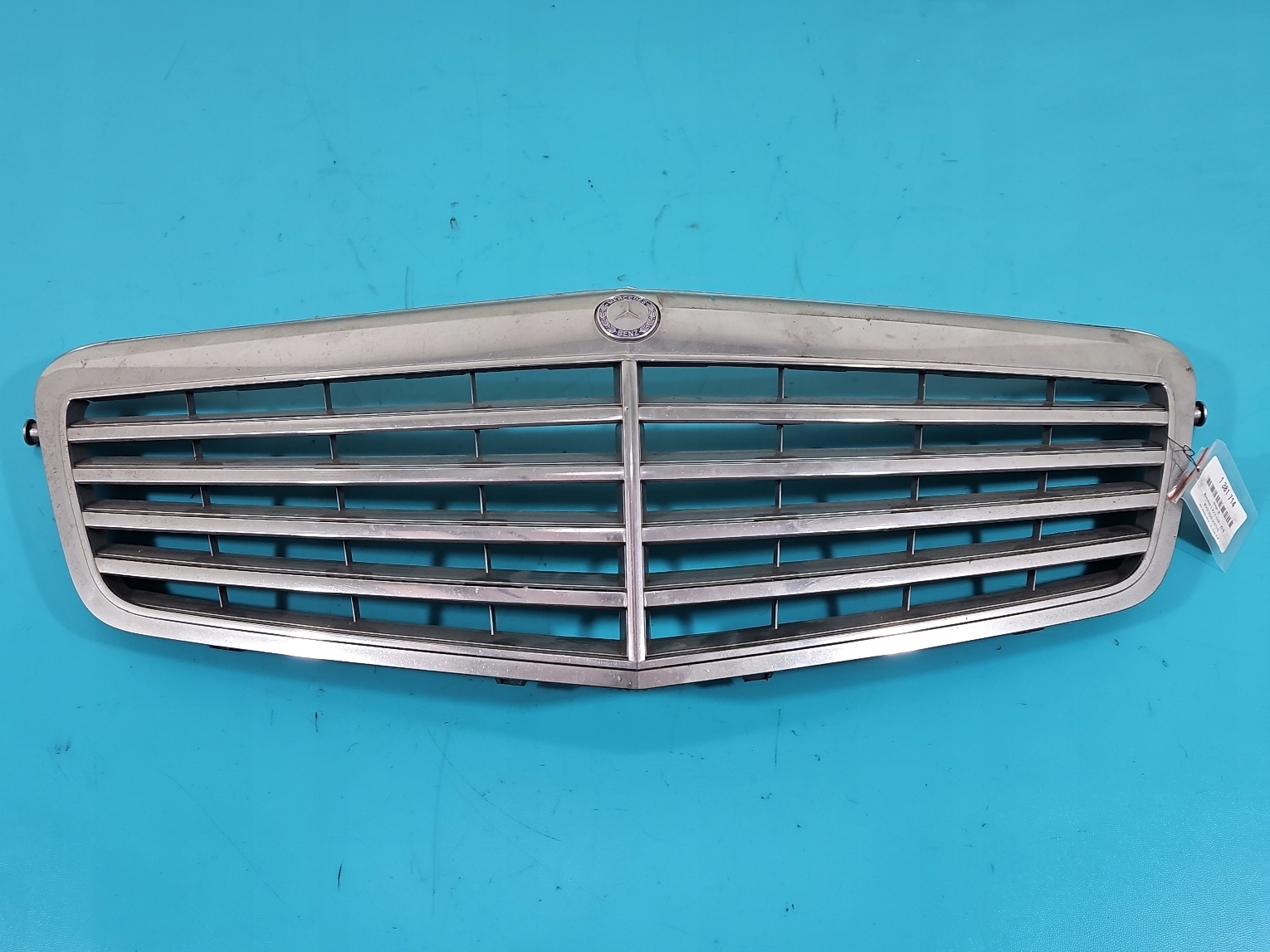 Mercedes-Benz E-Klasse W212 Kühlergrill FRONTGRILL Kühlergitter A2128800283 - Thumbnail 1