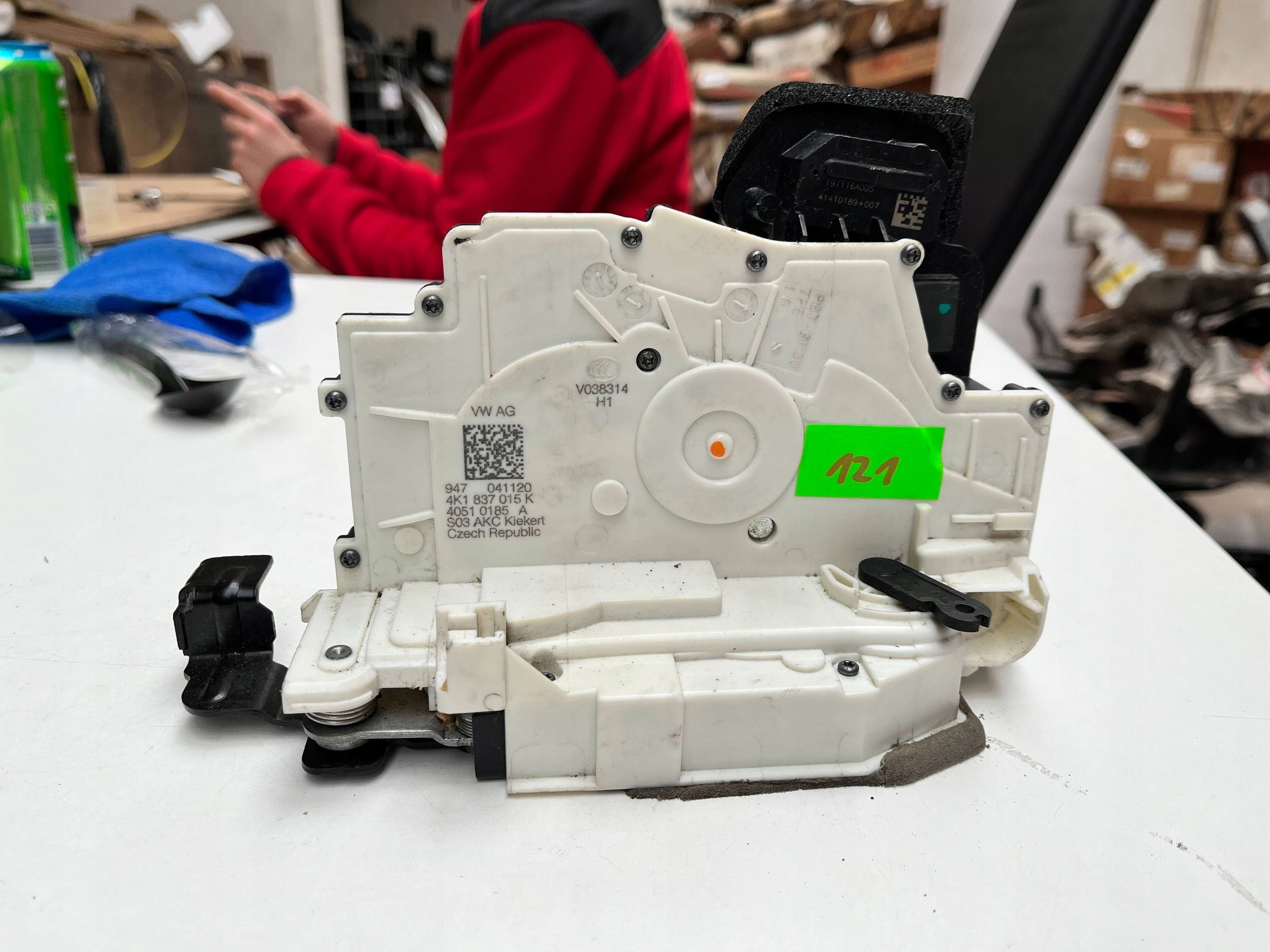 lock door przednich Audi A6 S6 C8 4K 4K1837015K !J