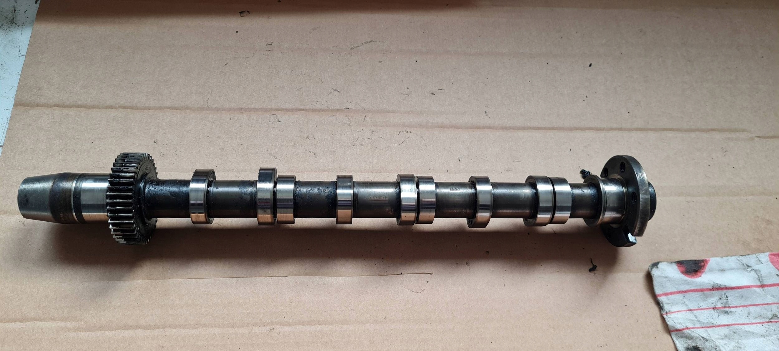 A6 C6 LIFT Arbre à cames 3.0 TDI 059109101EG