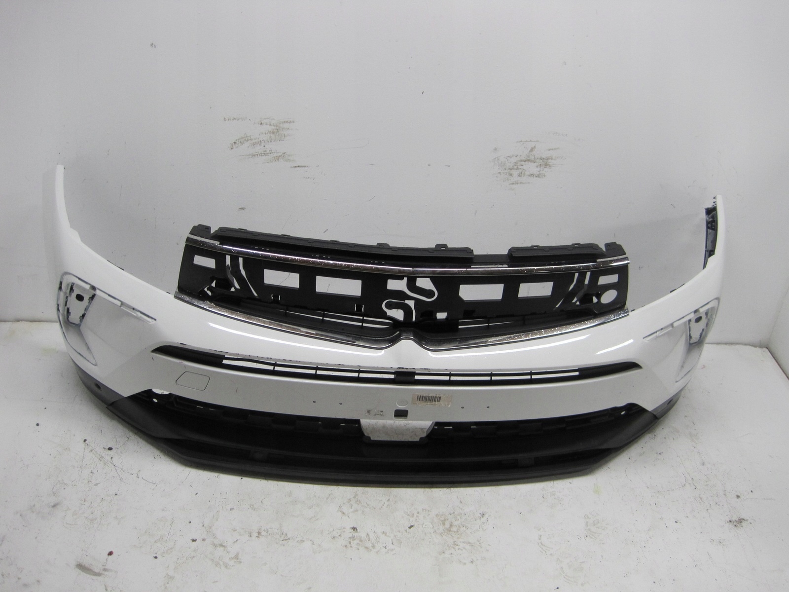 bumper OPEL GRANDLAND X below 6 PDC below RADAR front