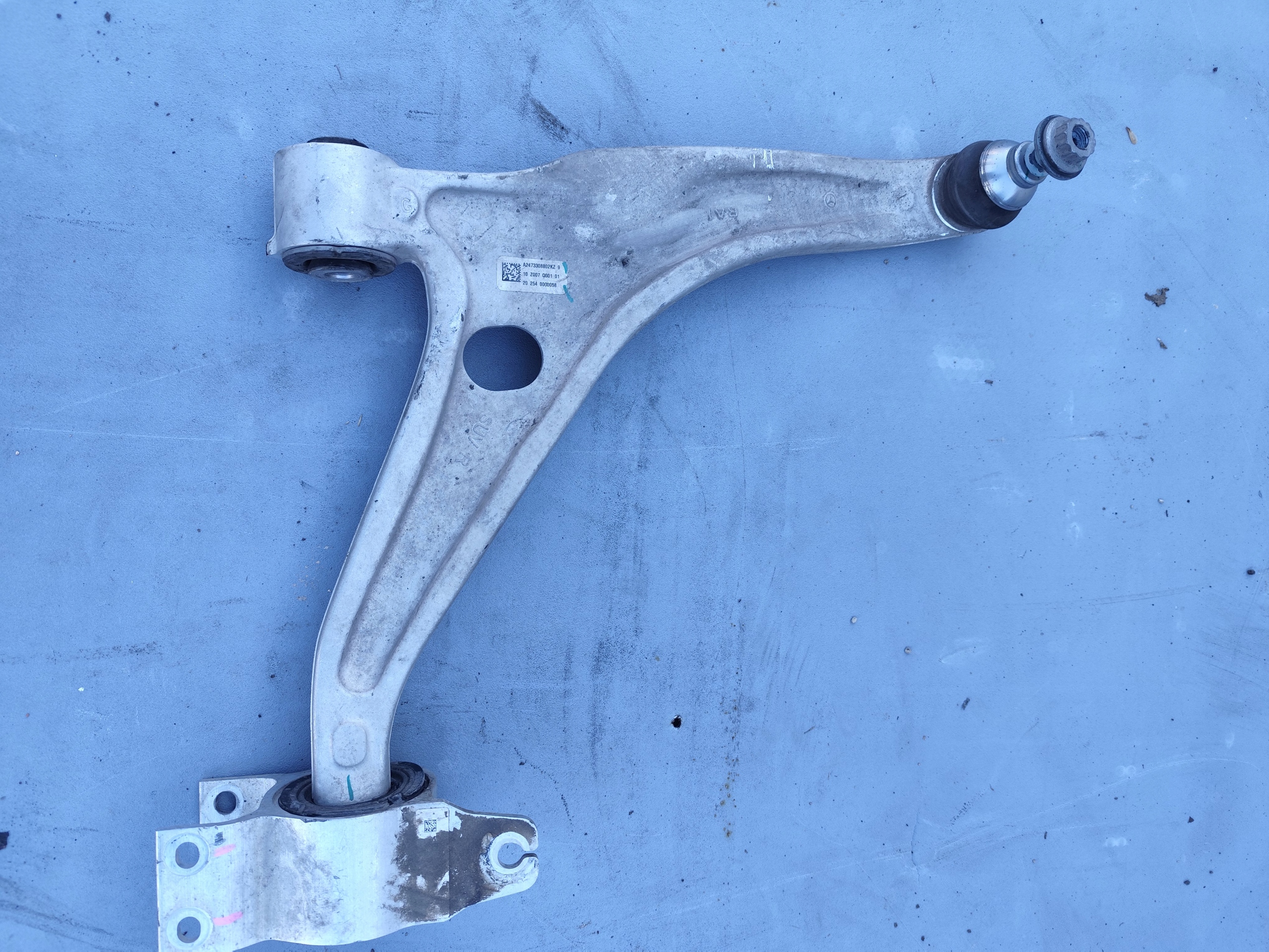 MERCEDES GLB 247 arm right