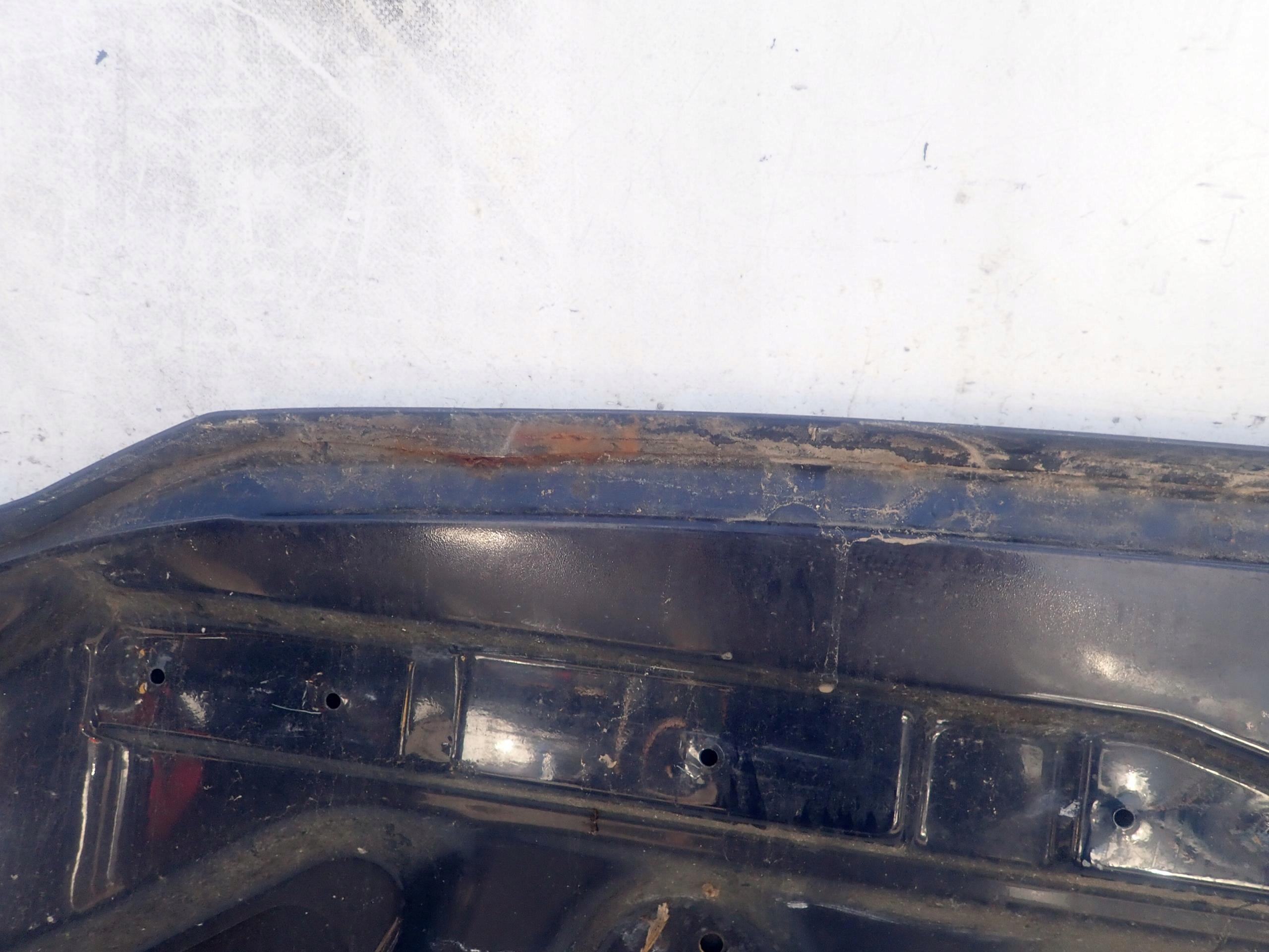 MITSUBISHI SPACE WAGON 98-04 Cofano