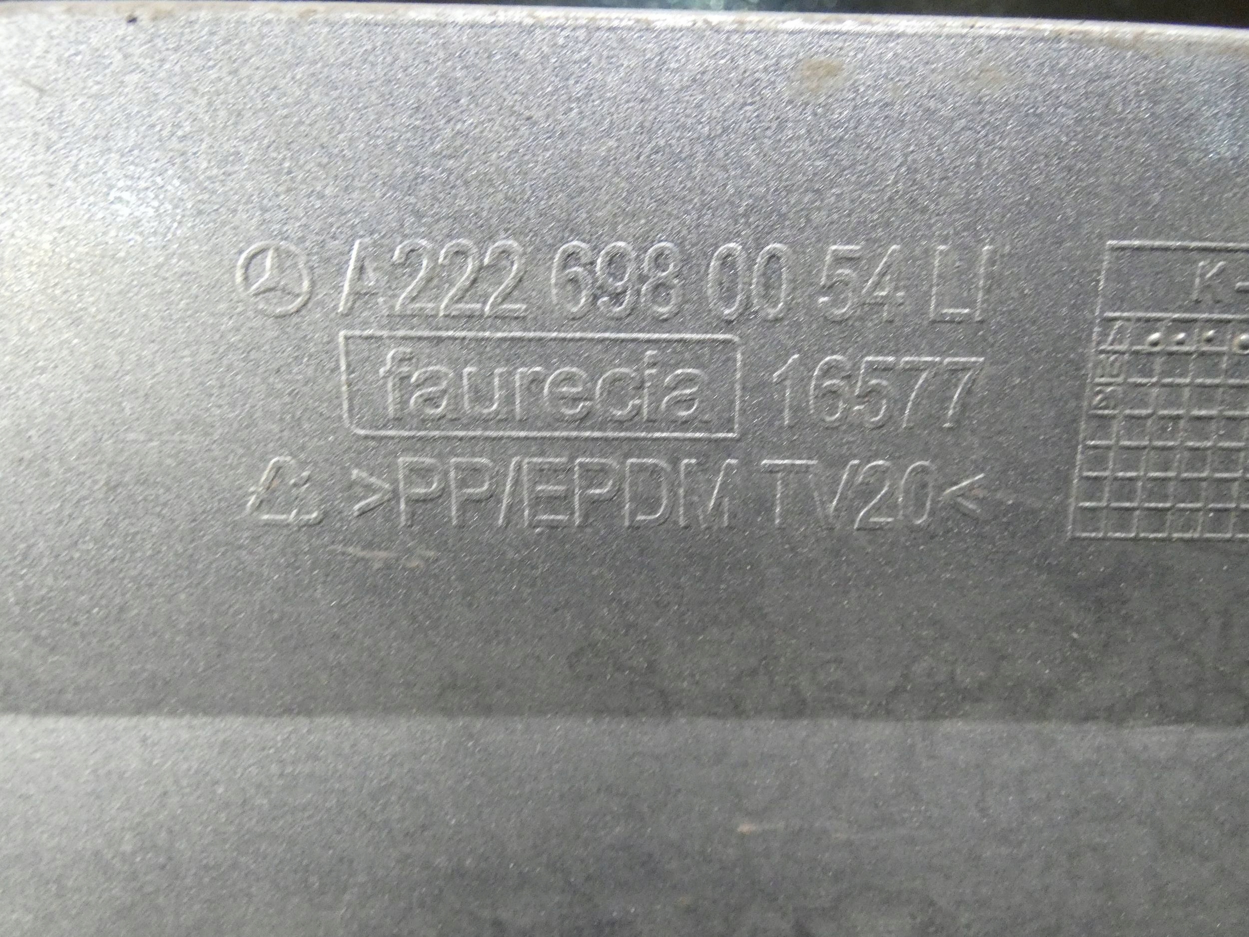 MERCEDES S KLASA W222 moulding threshold exterior left LONG