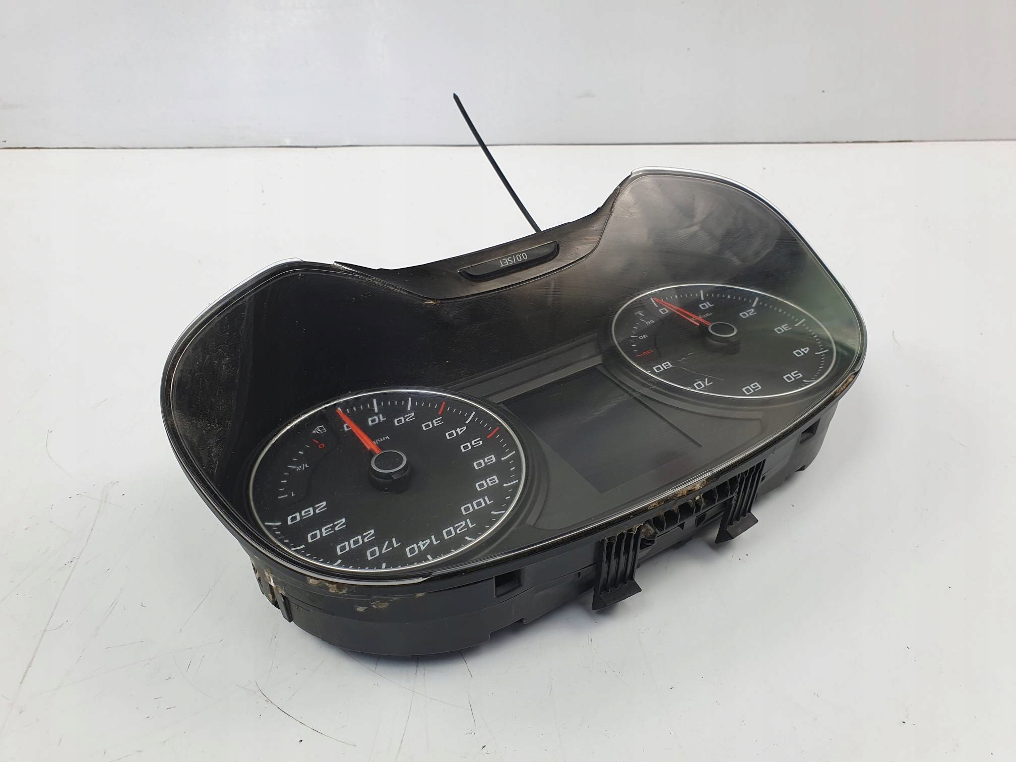 dials clock 5F0920863 SEAT LEON III