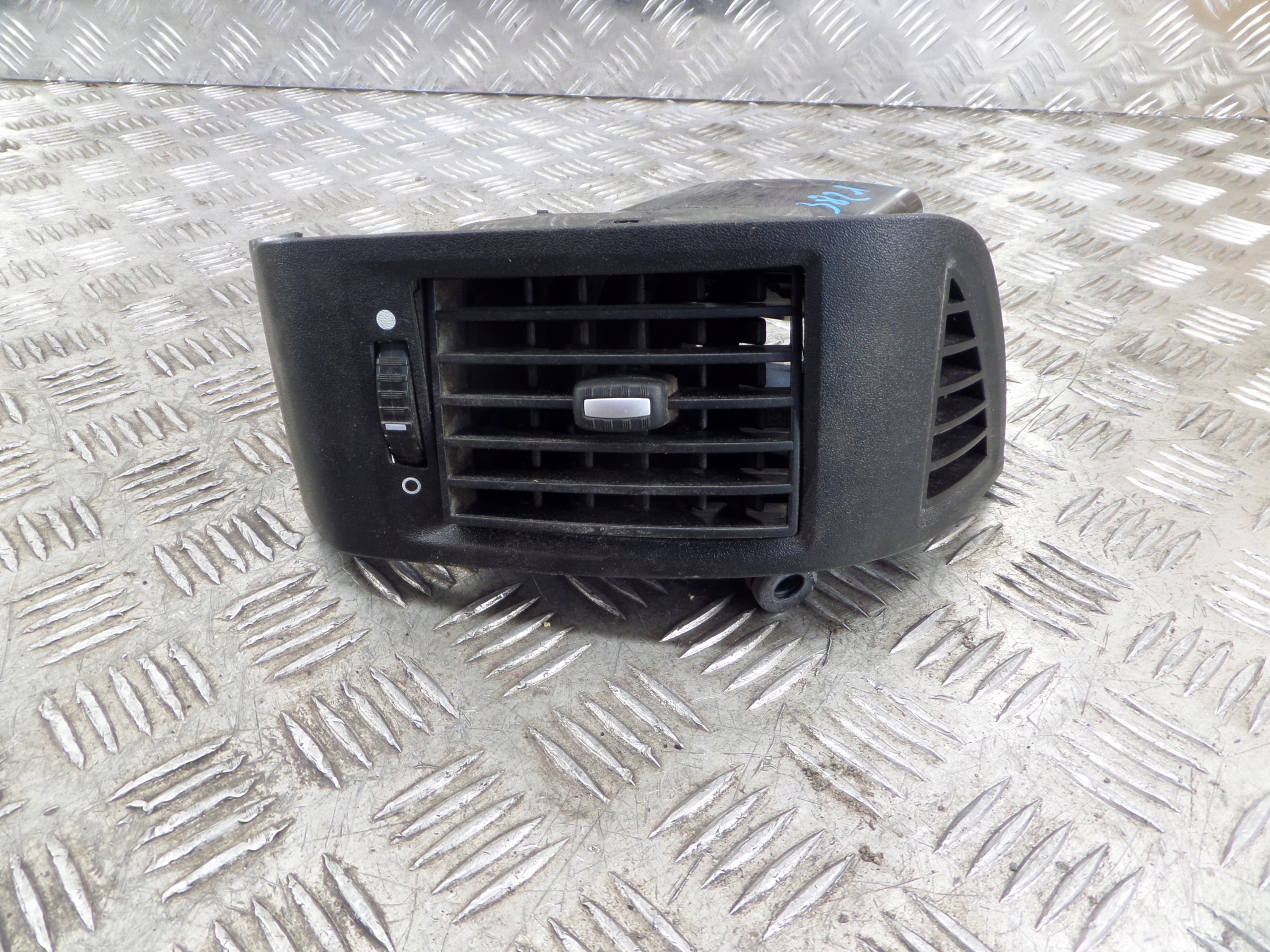 grid air conditioning devices left JUMPER BOXER DUCATO III 385822