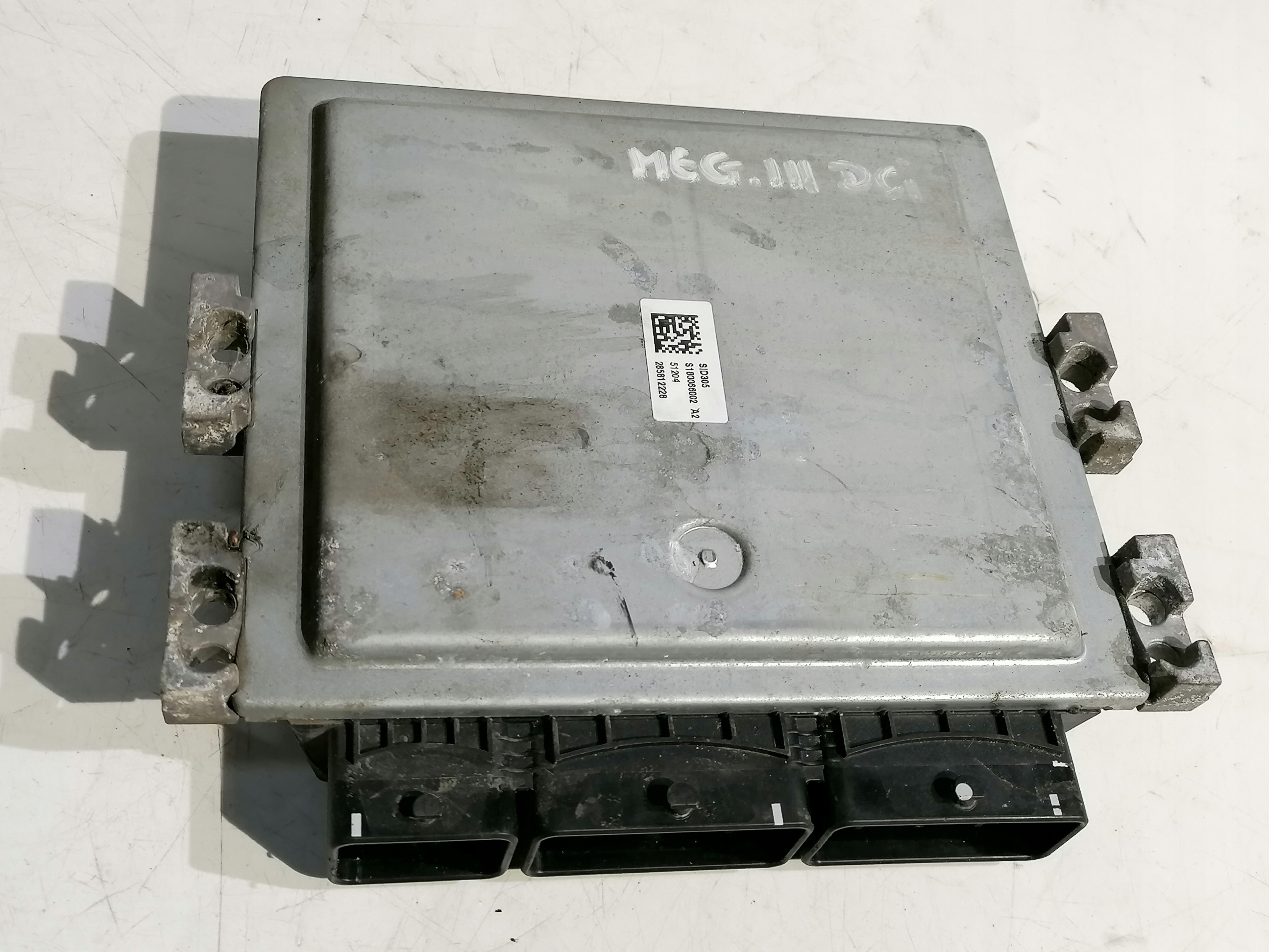Renault Megane 3 III 1.5 DCI computer control unit of the engine 237100307R