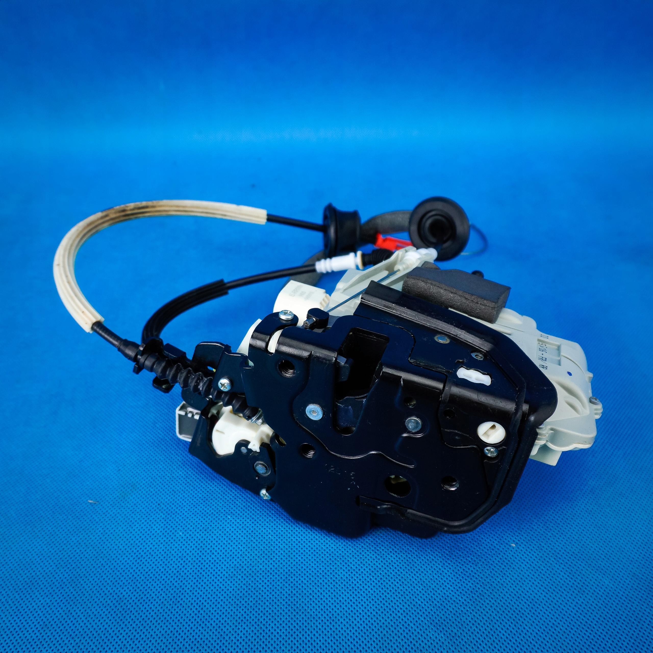 lock door front right dociag Audi A8 S8 4H 4H1837016E