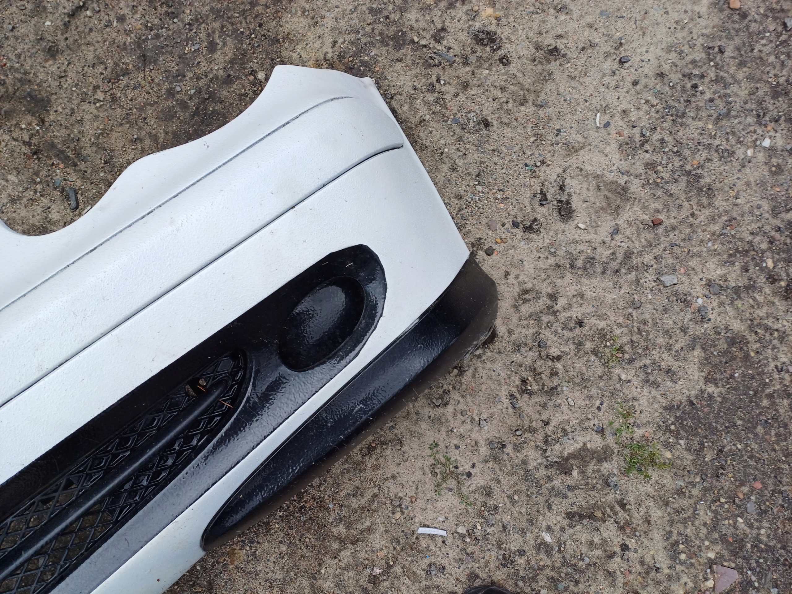 MERCEDES W203 Stoßstange vorne LIFT
