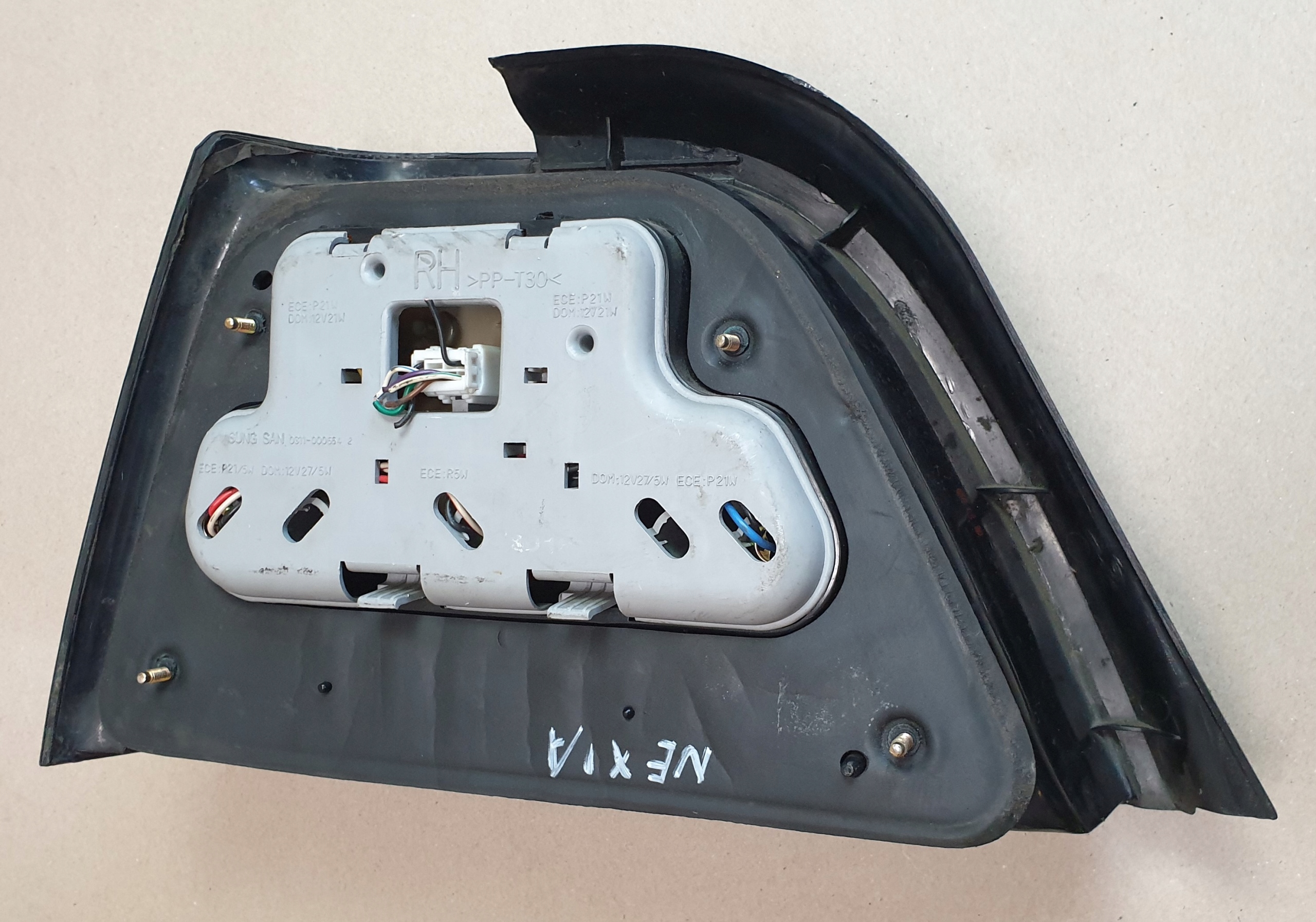 light right rear DAEWOO NEXIA sedan 0311-0006461 OE EU