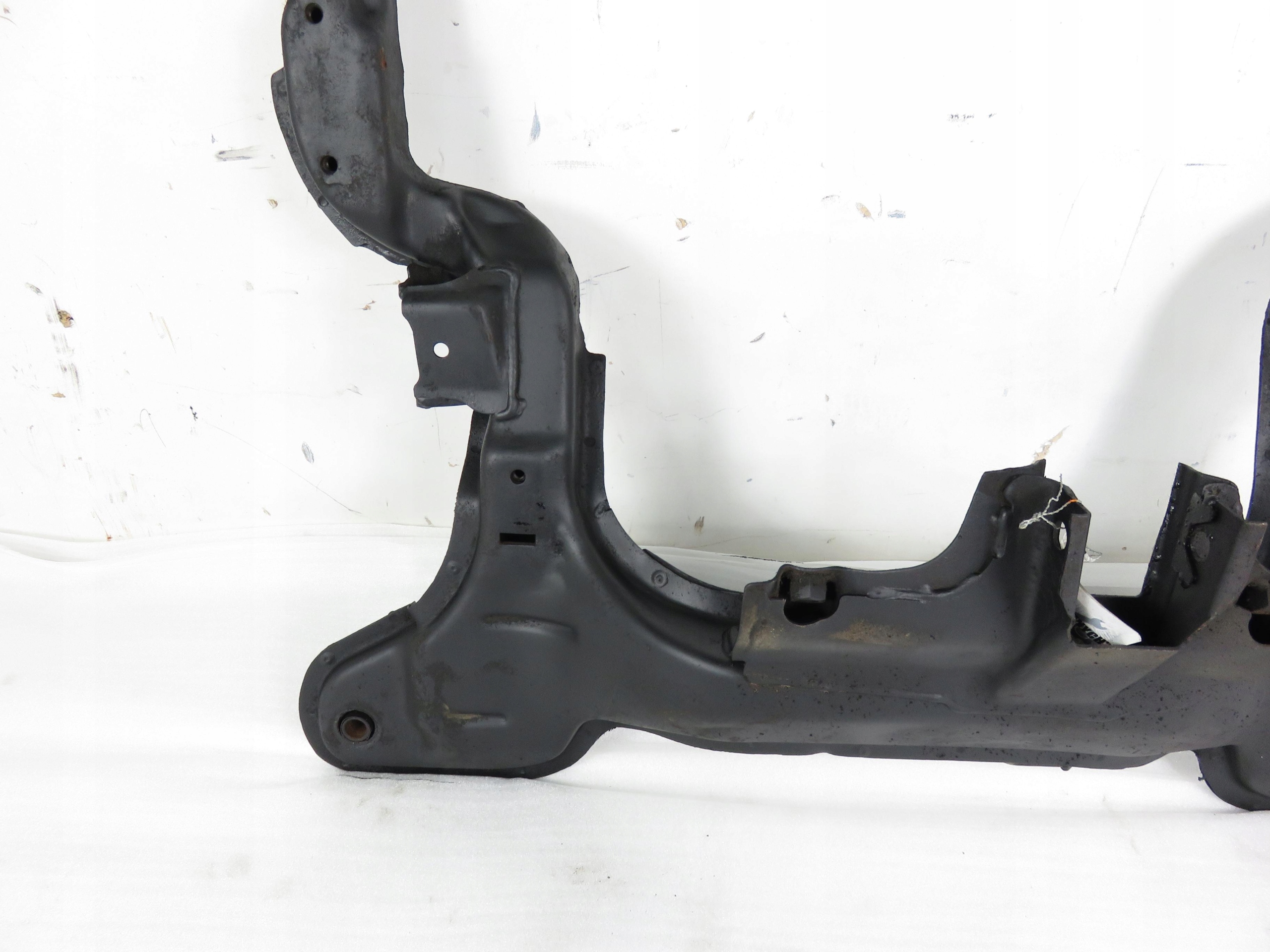 подрамник перед Hyundai атос 1.0 и