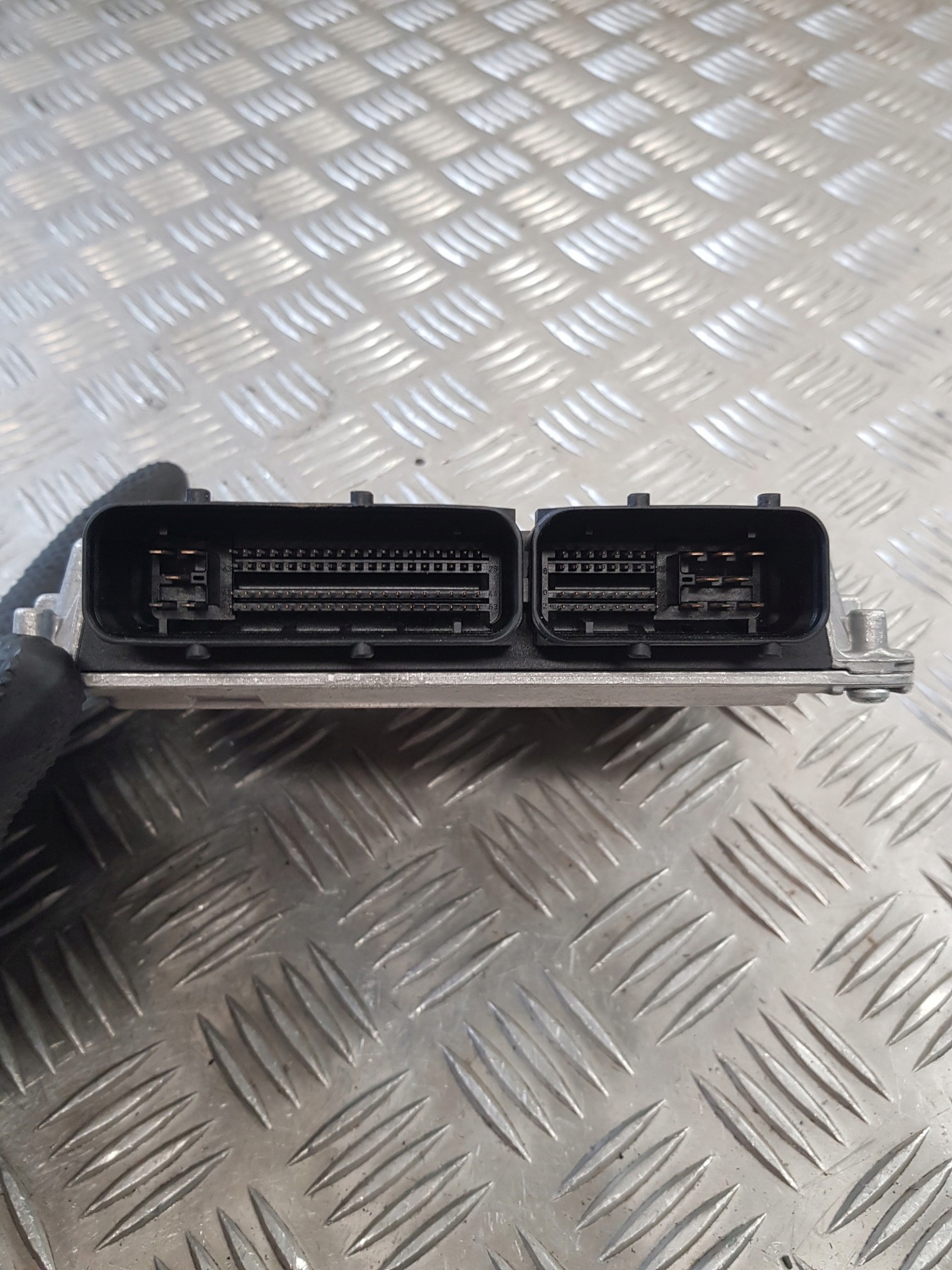 control unit of the engine 3B0906018P VW PASSAT B5 LIFT 1.6