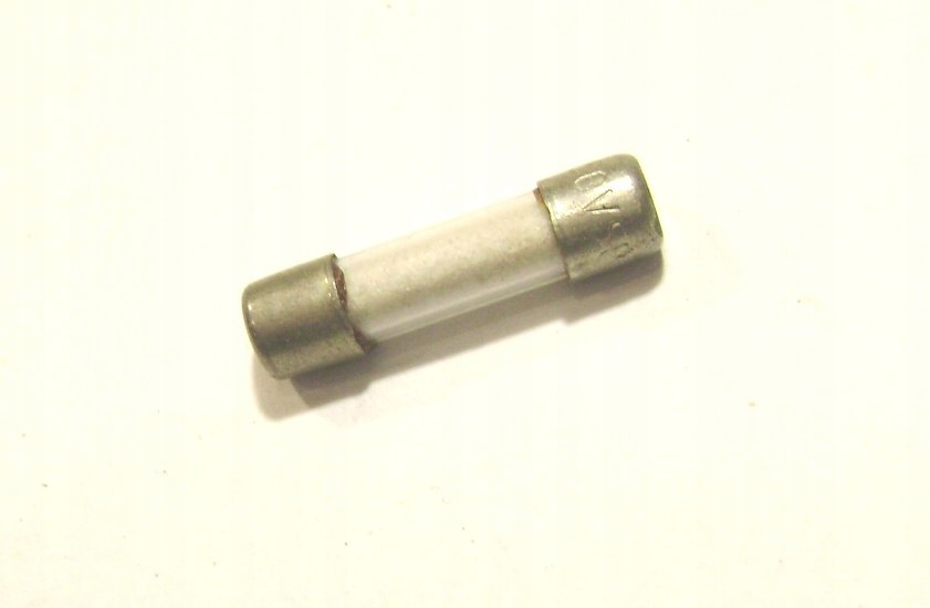 Стеклянный предохранитель песок быстрый 0.8 A 250V 20mm