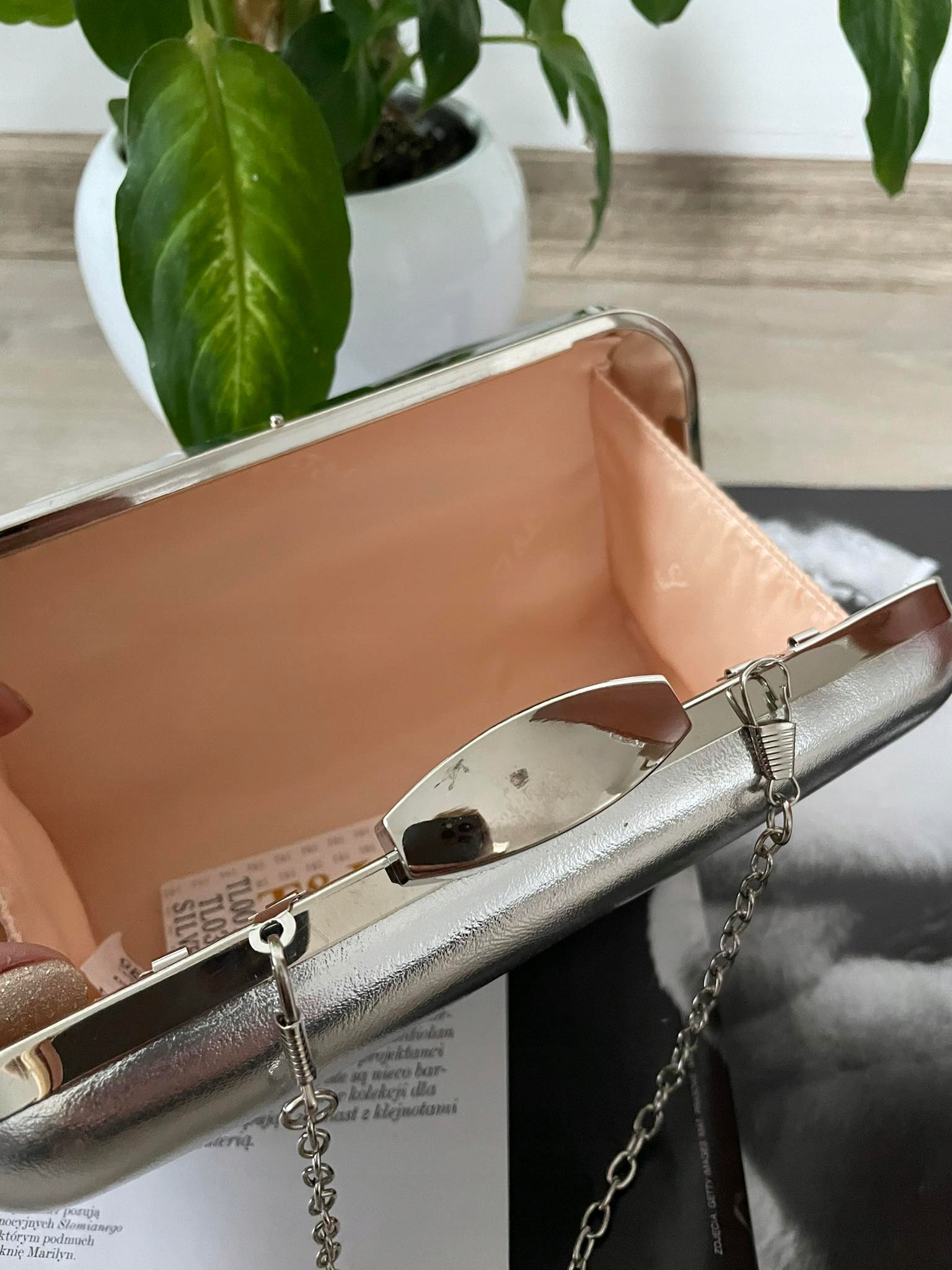 WIECZOROWA KOPERTÓWKA PUZDERKO EKO silver RĄCZKA Kolor okuć srebrny