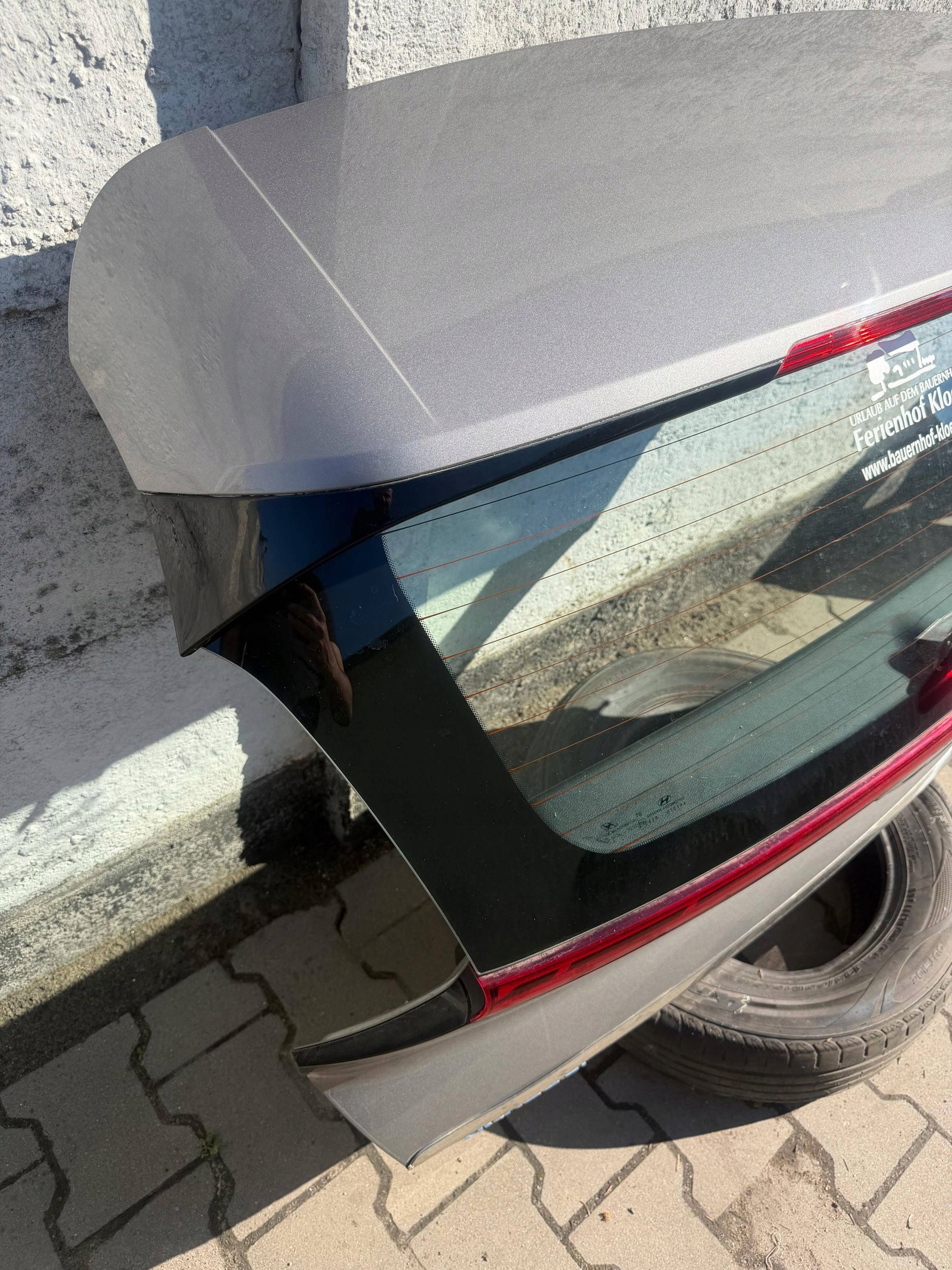 HYUNDAI BAYON boot door rear complete LAKIER R3W 2021