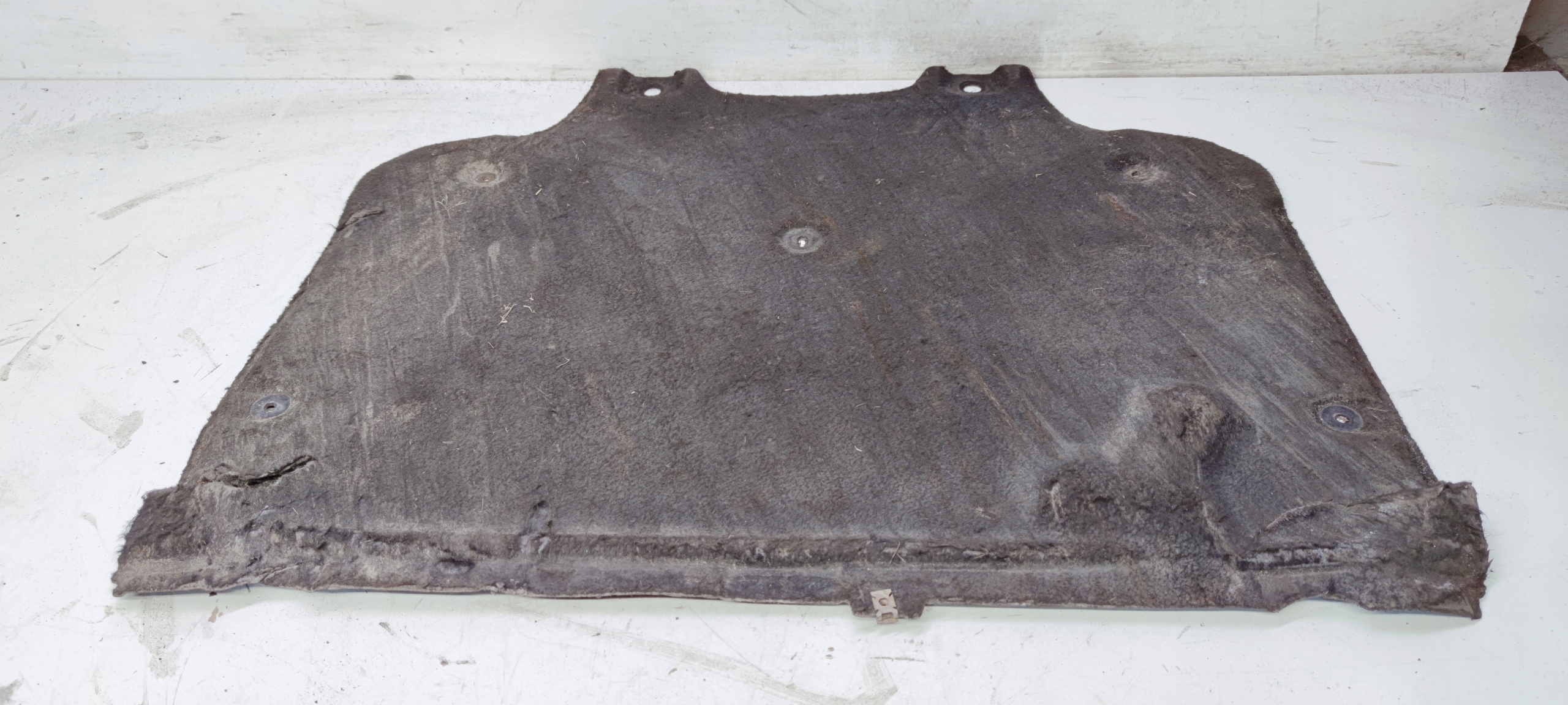 BLENDE ABDECKUNG ABDECKUNG UNTER GETRIEBE AUDI A4 B9 8W0863822B