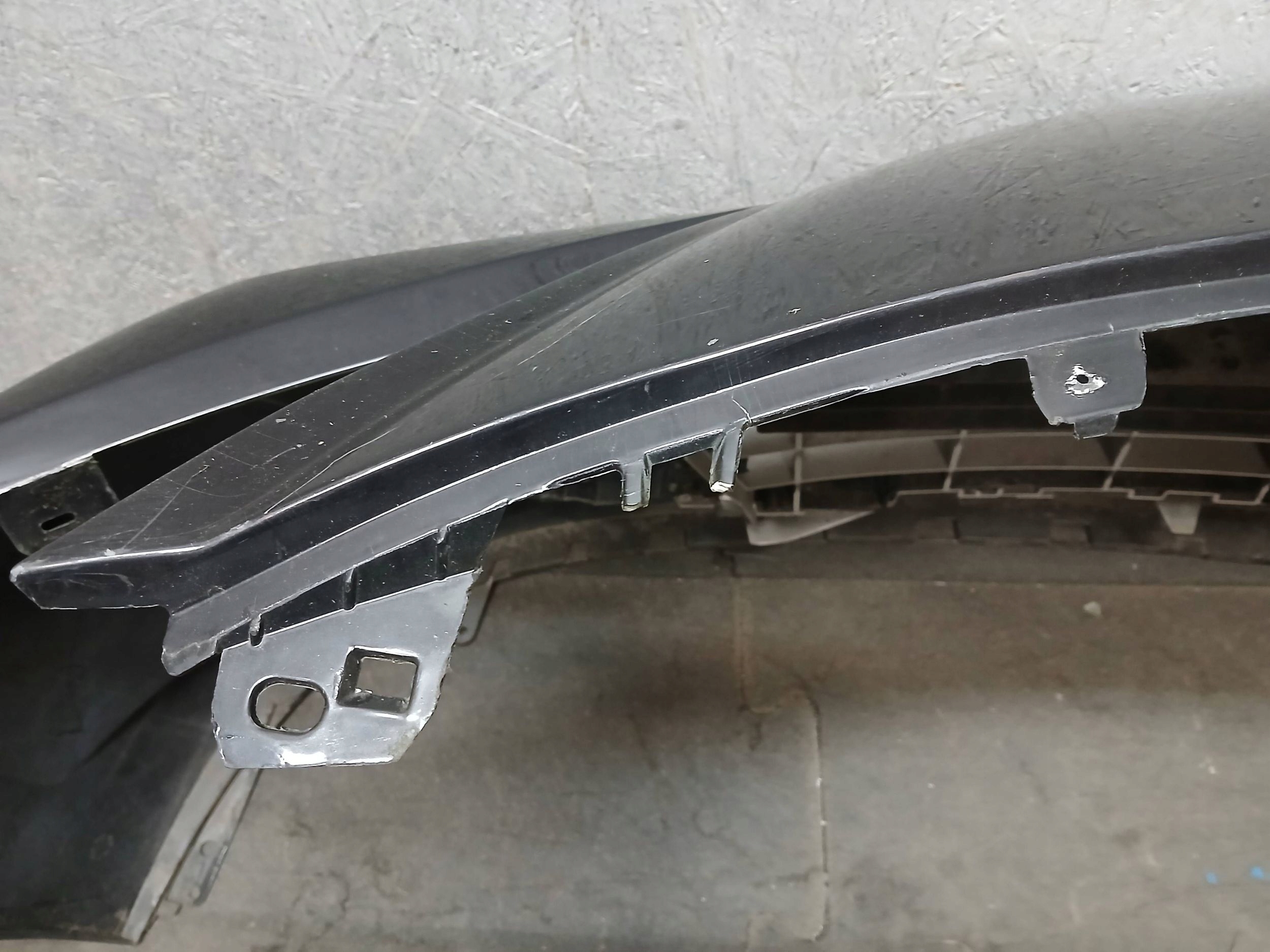 nárazník předek PEUGEOT 207