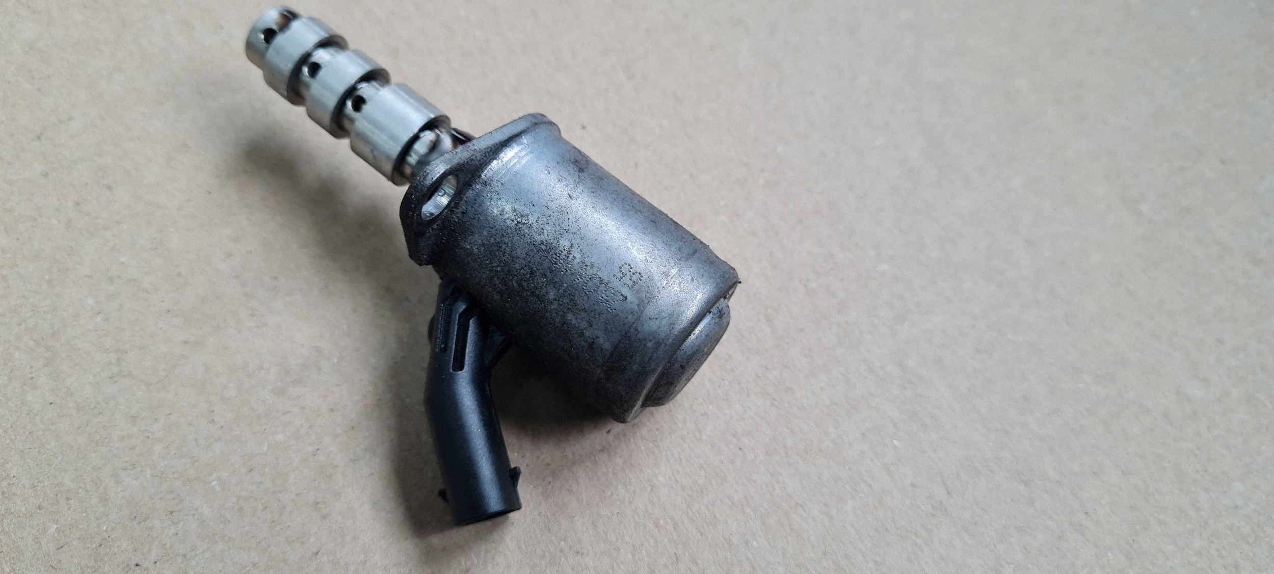 A4 B9 8W Sensor Sensor Druck oil 2.0 TDI 04L906455A A5 8W Q5 A6