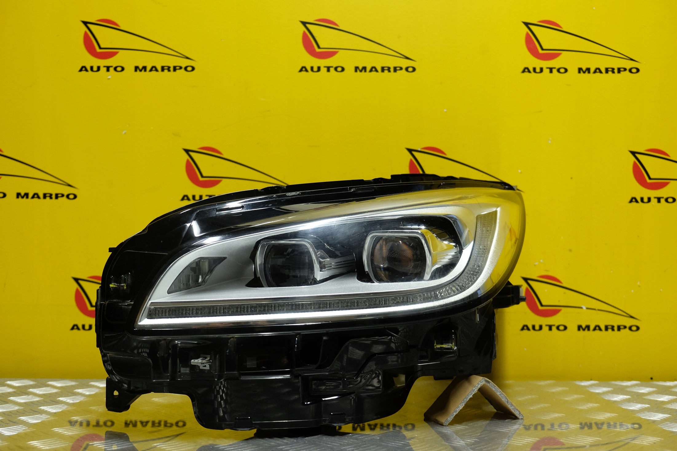 LINCOLN CORSAIR 2019- REFLEKTOR LAMPA LED LEWA USA Strona zabudowy lewa