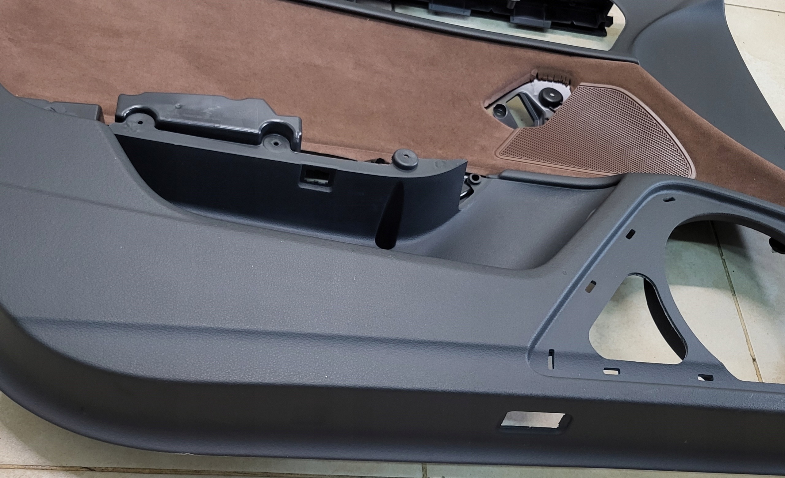 side upholstery door left front AUDI A6 C7 4G leather brown OE EUROPA