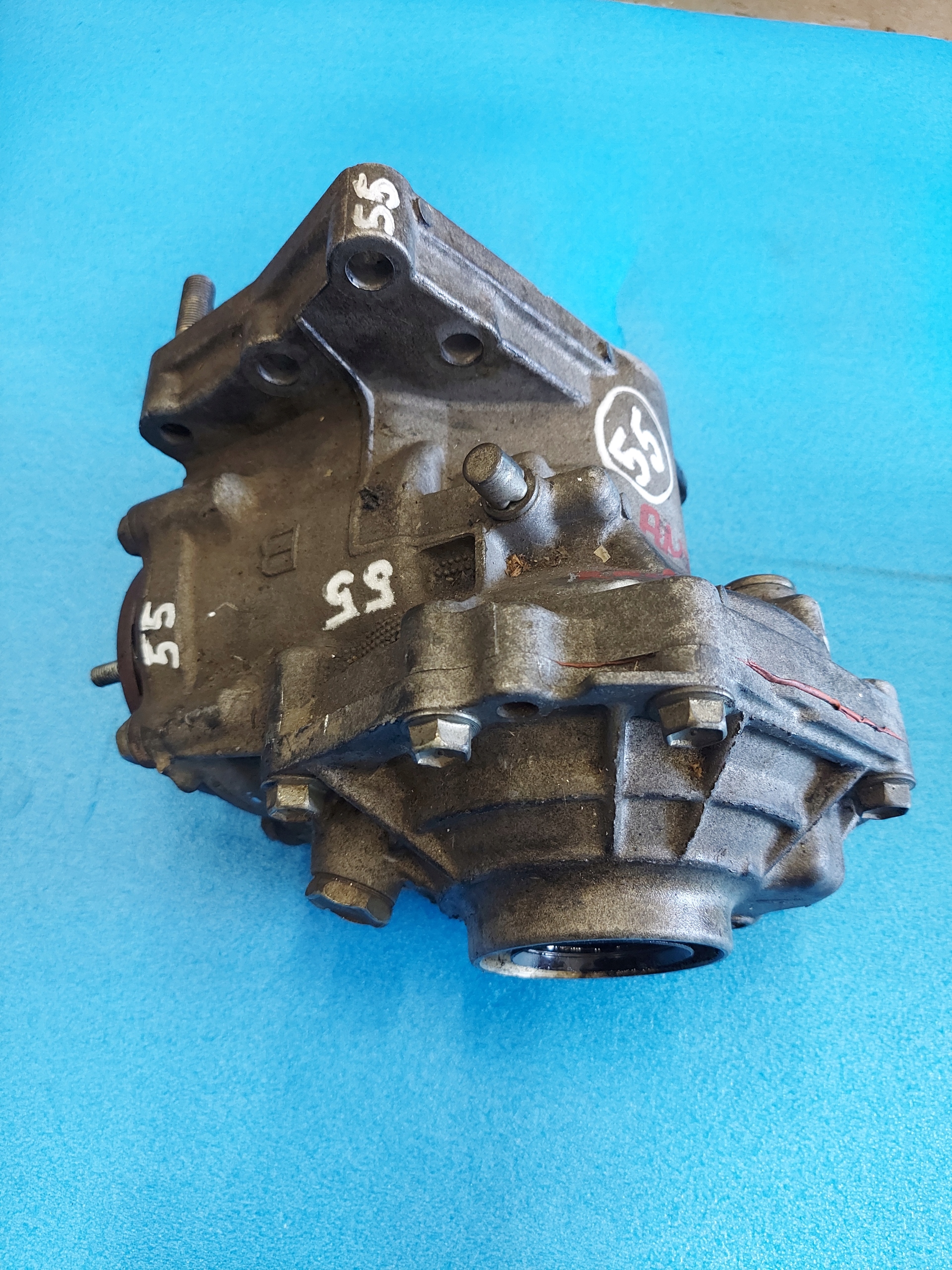 REDUKTOR differenciál differenciál RAV 4 III D4D 80010 T5 eleje