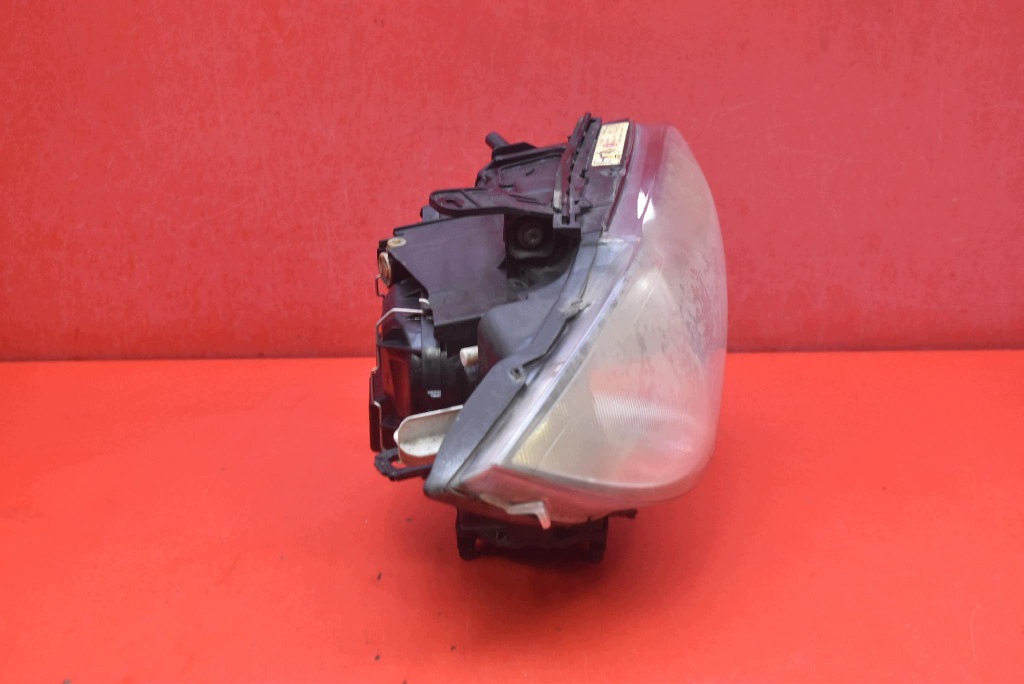 REFLEKTOR right light front BIXENON EU 7170292-02 BMW E87 LIFT 07-12
