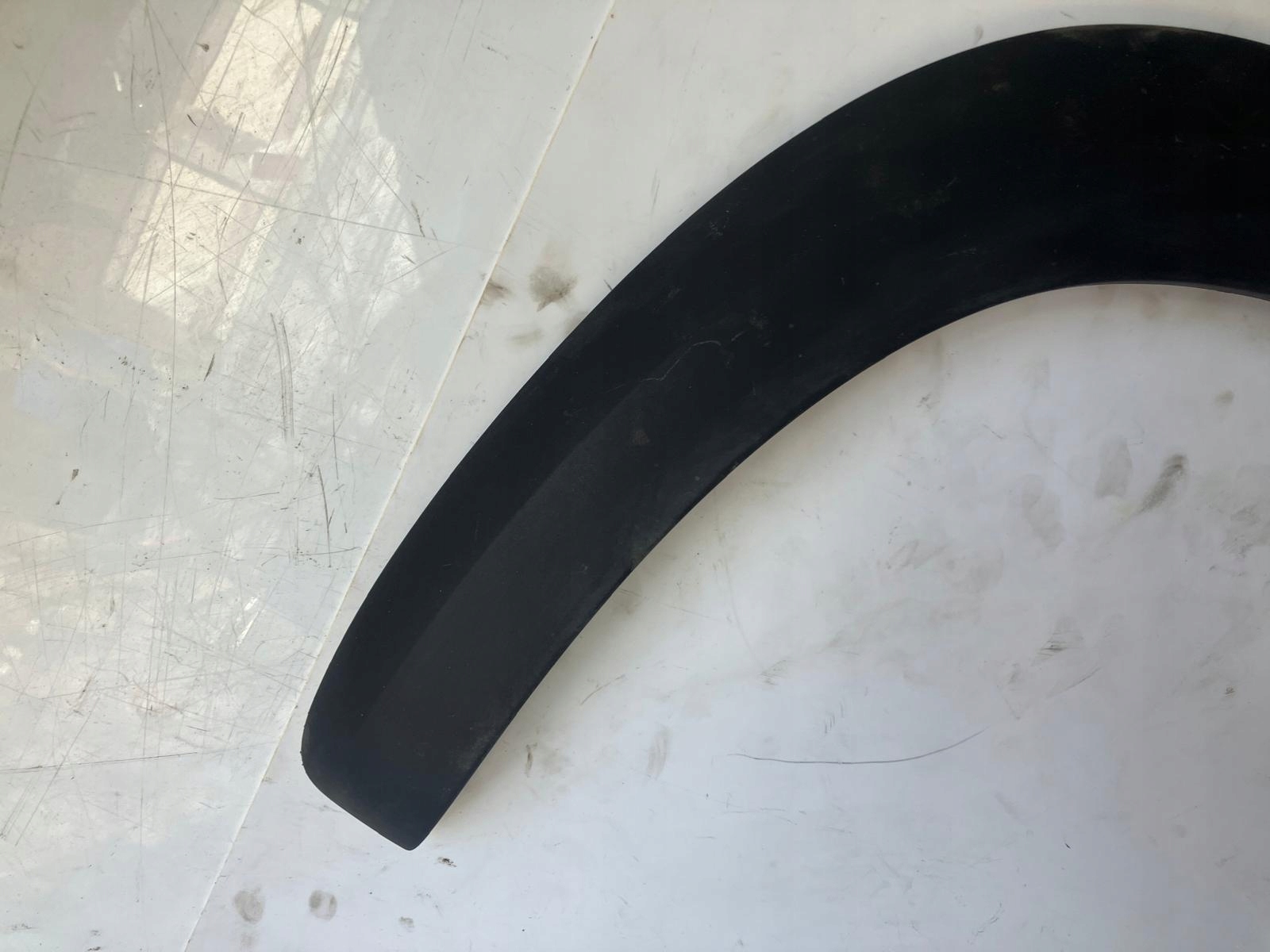 lišta blatníku levý předek DACIA SPRING 638139334R