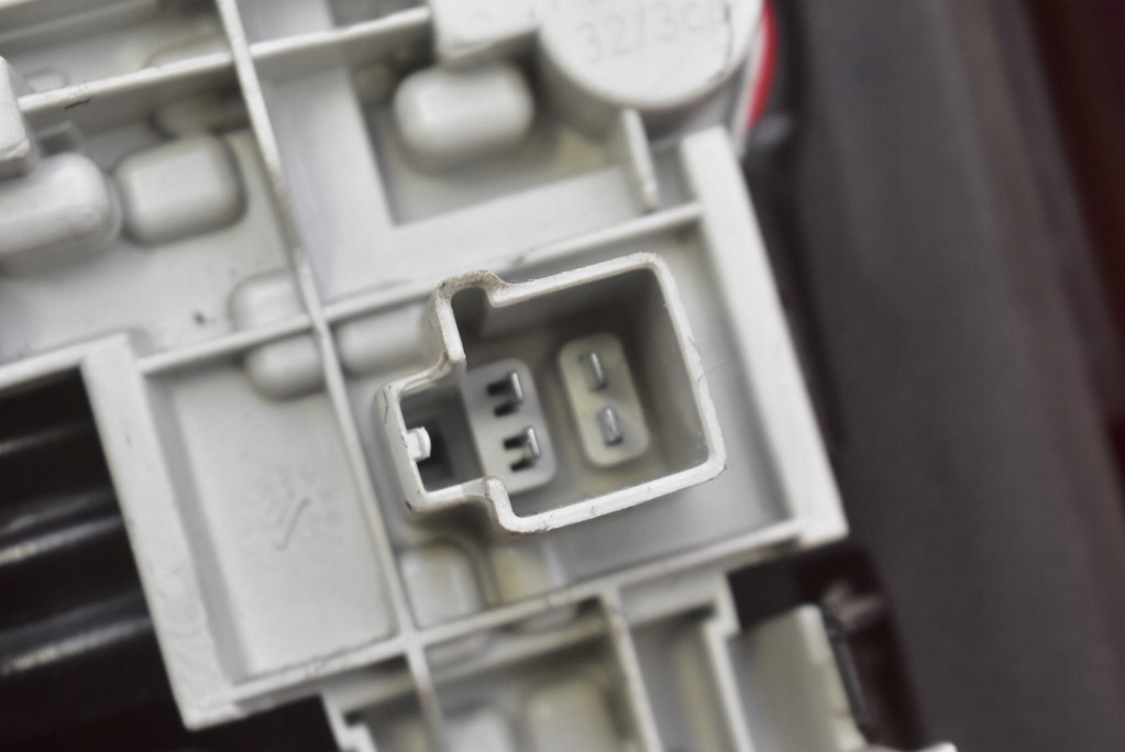 light left rear part rear VOLVO V50 1 and 03-11
