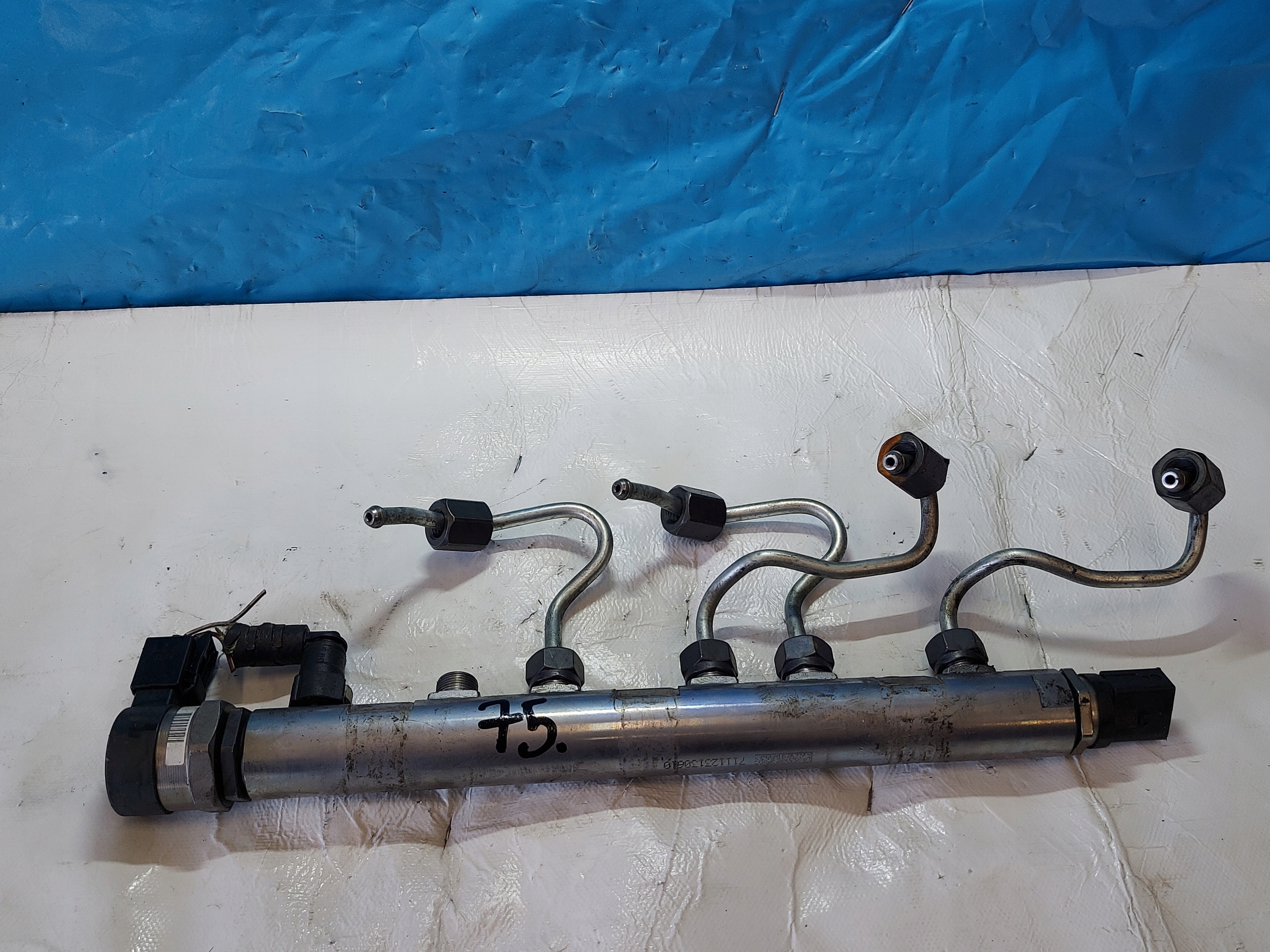 Rampe injection BMW E90 2.0 TD 0445214182