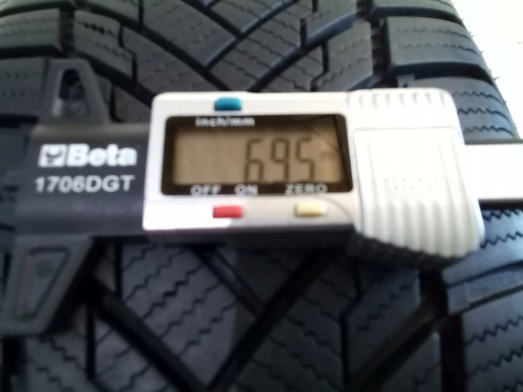 tyres Tracmax X-Privilo S130 195/70/14 91T 2023 6,9mm