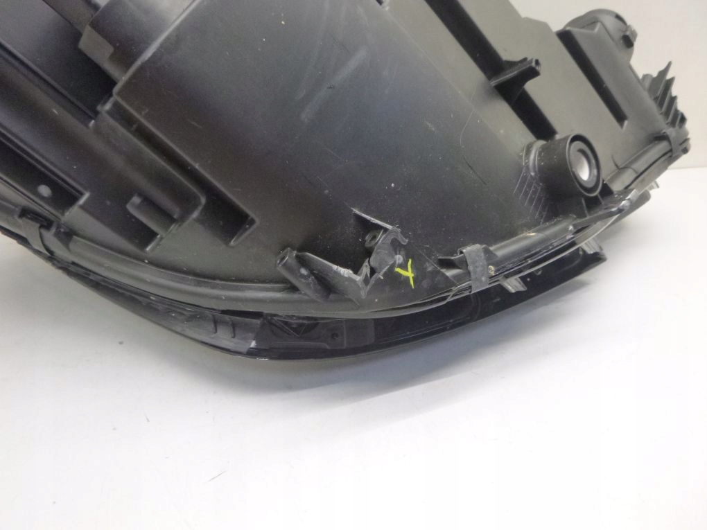 Audi A4 B9 8W0 BI XENON 2015- light front left