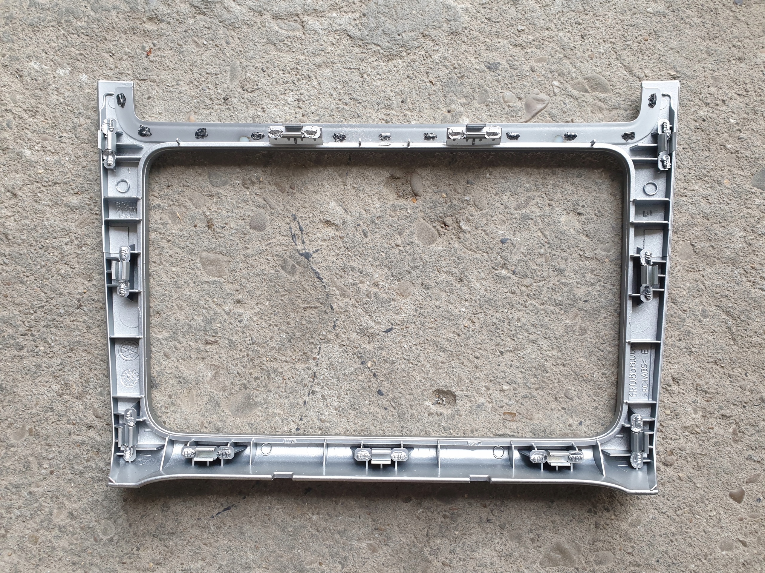 console frame PANEL RADIA VW POLO 5 V 6R 2009- 6R0858069E