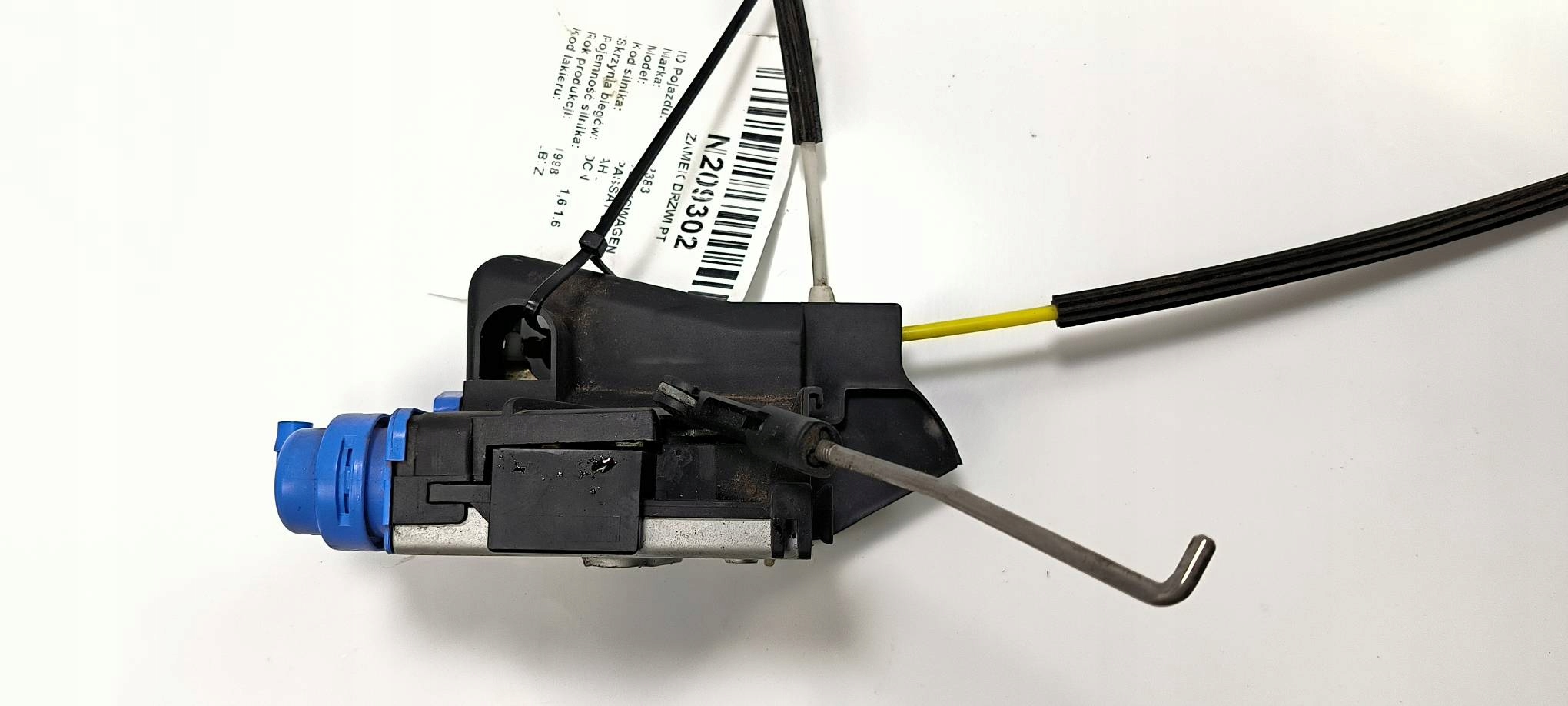 lock door right rear part 8D0839015A VOLKSWAGEN PASSAT B5