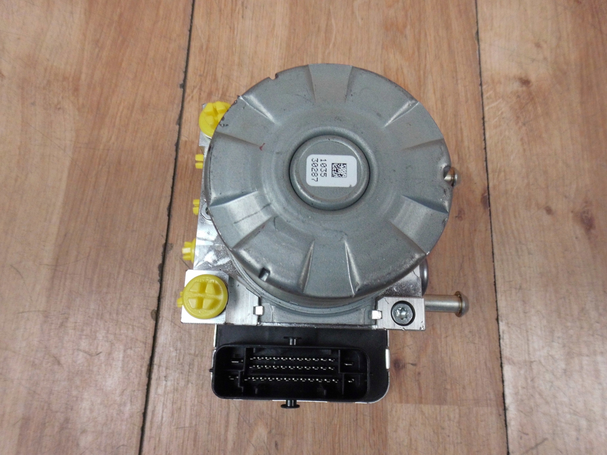 Mitsubishi Eclipse Cross pump ABS 4670B582