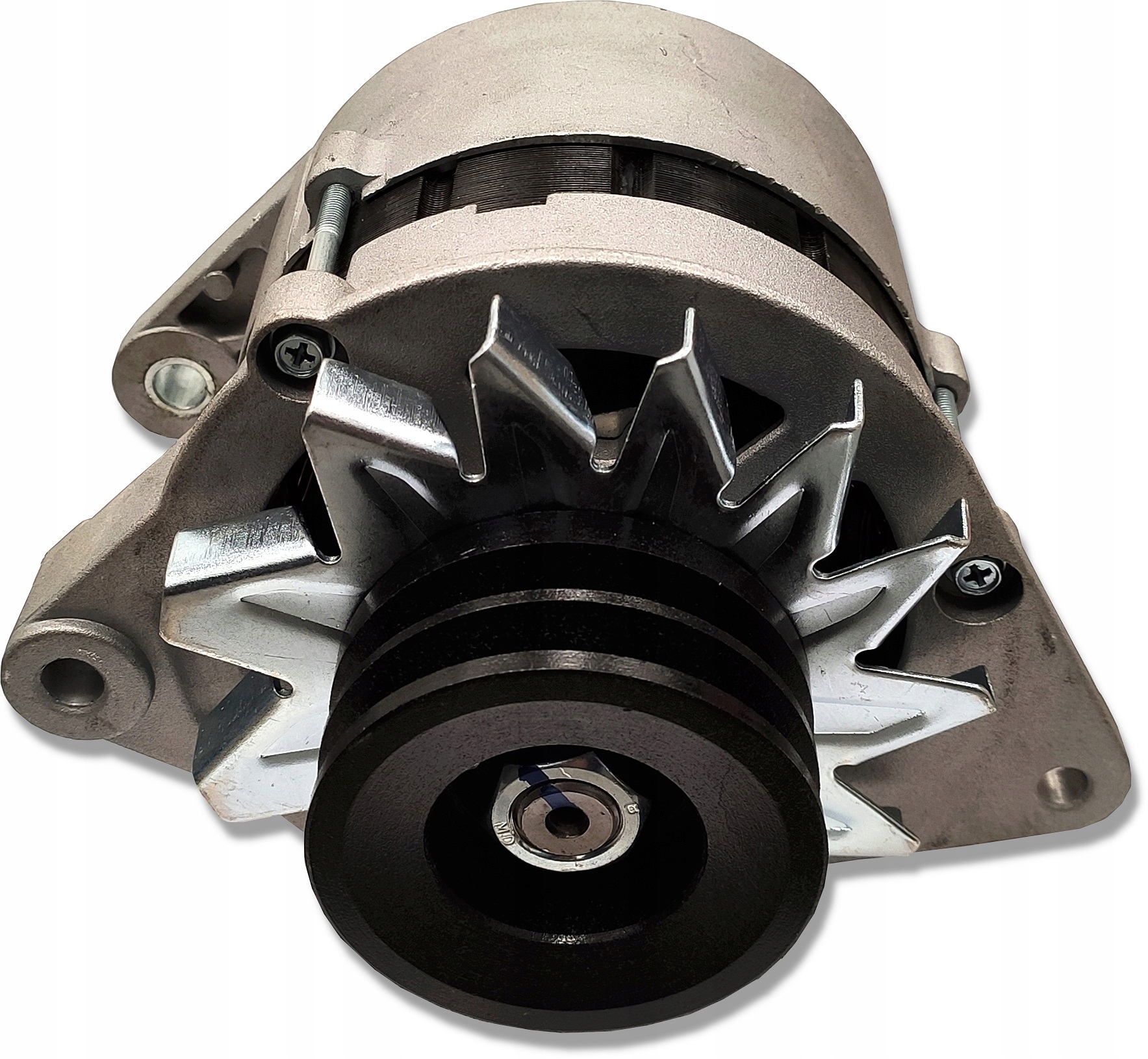 KOMPLETNY ALTERNATOR URSUS C385 C-385 14V 70A U912