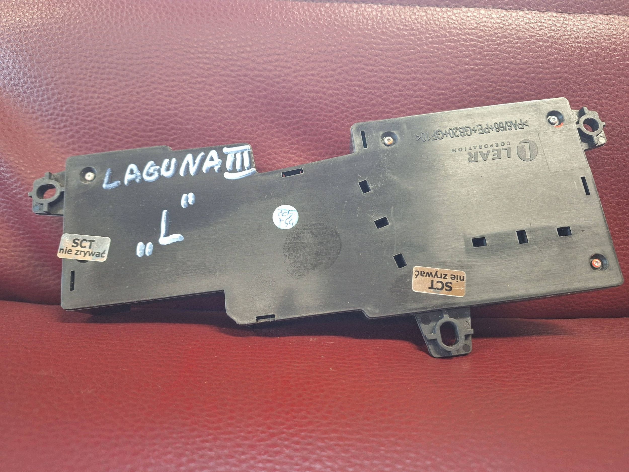 running board controls seat front side left Renault Laguna III 511571101