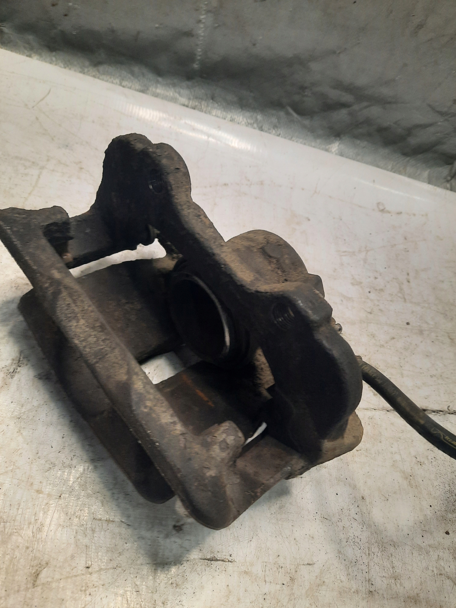Peugeot 807 citroen c8 2.2 hdI caliper front right