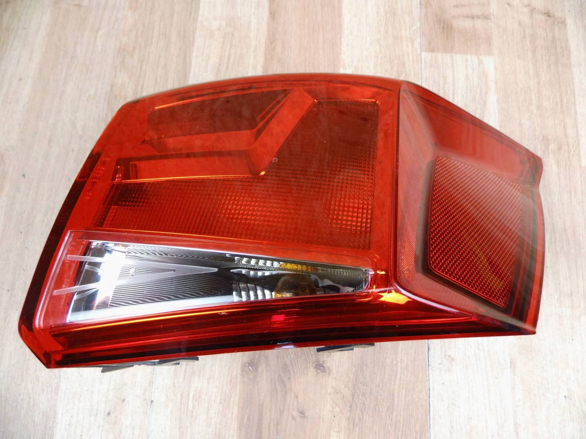 Seat Arona 2017-2026 light right rear rear part right