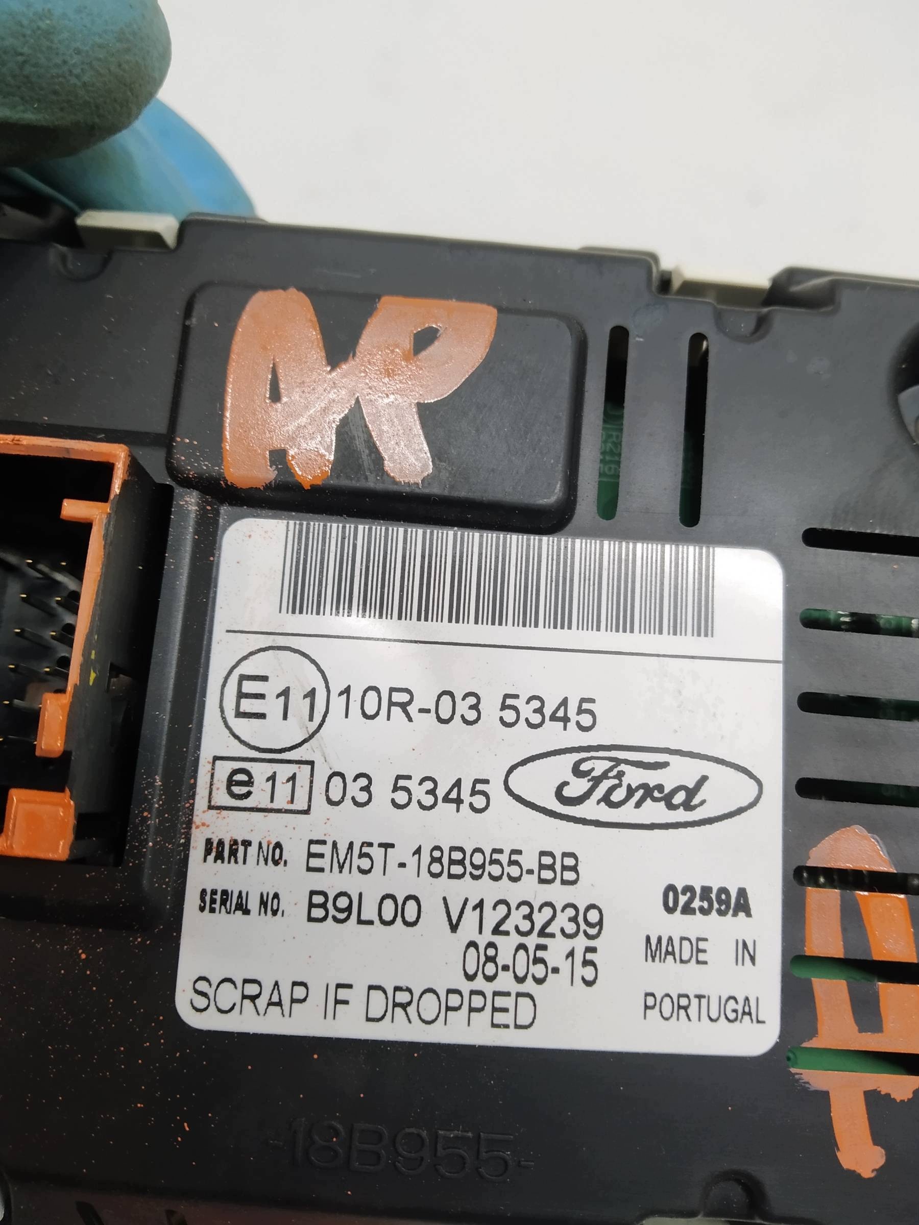 Écran EM5T-18B955-BB Ford Kuga II (2012-)
